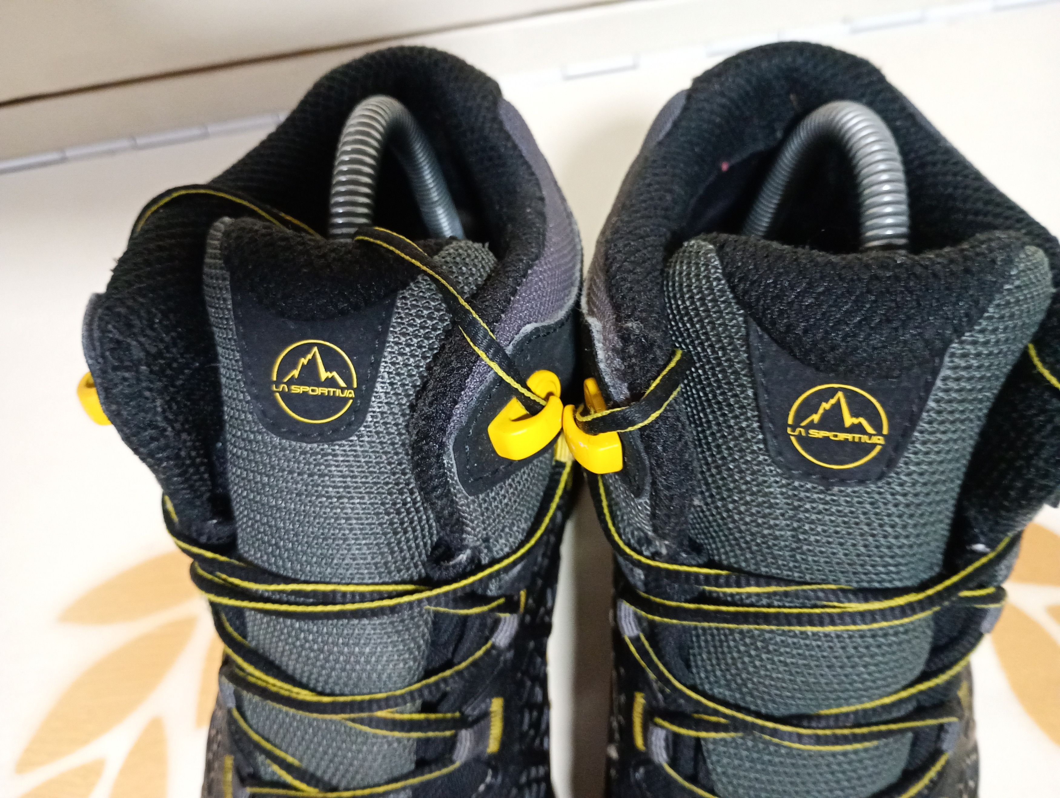 La Sportiva La Sportiva Core High GTX Boots Size US 8.5 / EU 41-42 - 4 Thumbnail