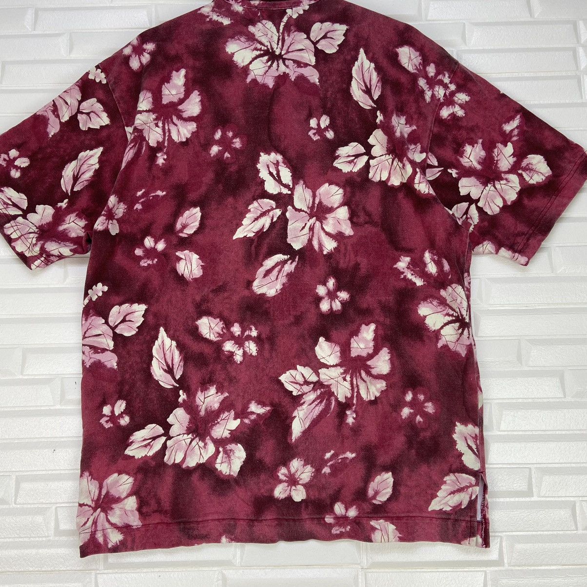 Art Comes First × Helly Hansen Helly Hansen Hawaiian Hibiscus Full Print Shirt Button Down Size US M / EU 48-50 / 2 - 12 Thumbnail