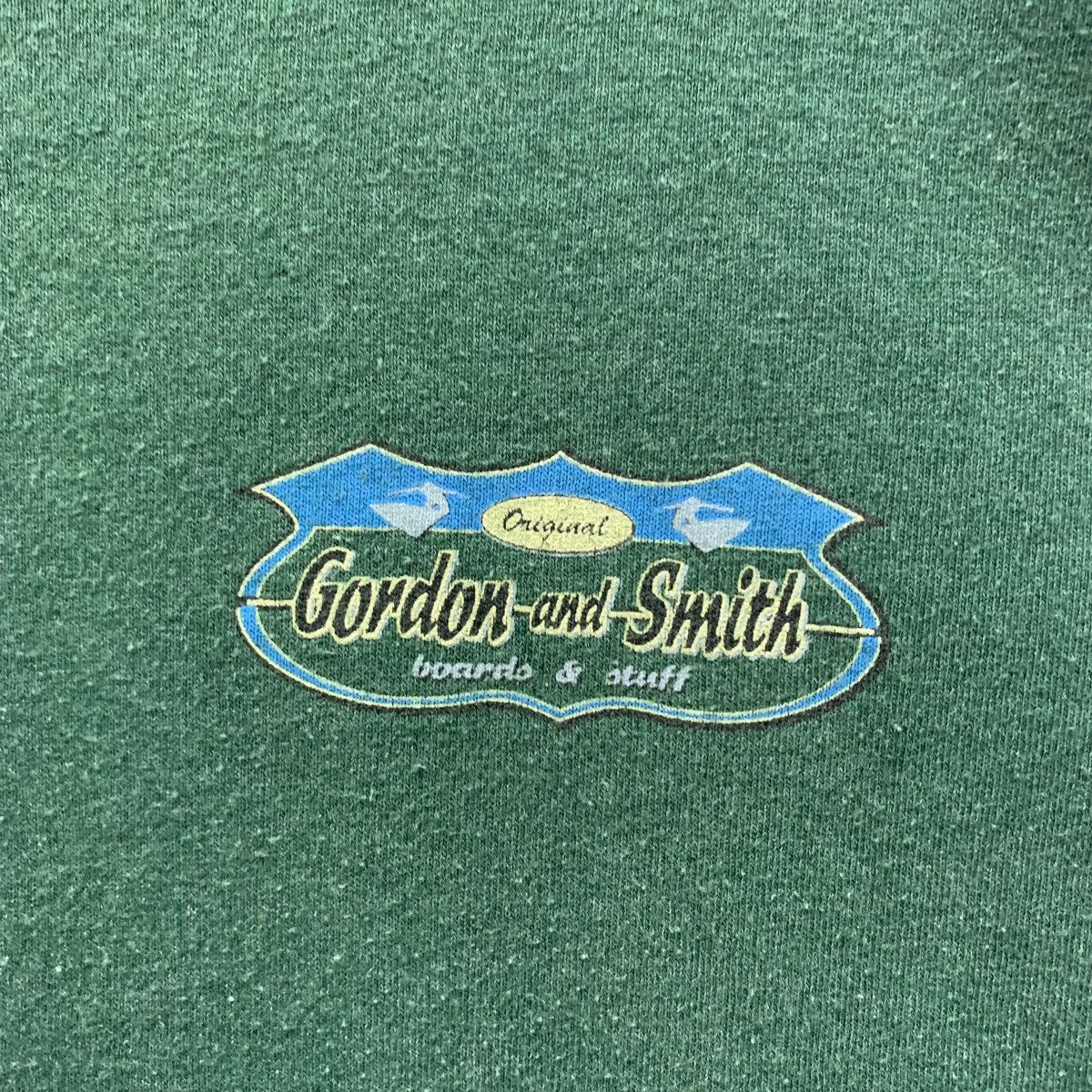 Vintage Vintage 90s GORDON and SMITH Surf Boards & Stuff Logo Shirt Size US S / EU 44-46 / 1 - 5 Thumbnail
