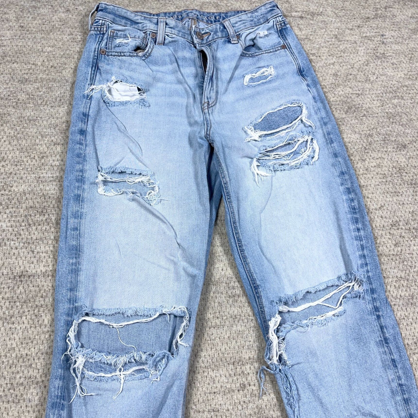 American Eagle Outfitters VINTAGE American Eagle Outfitters Jeans, 8 Long, Mom, High Rise, Blue Denim Distressed, 28x28, 5-Pocket, Regular Fit, Cotton Blend, Button Zip, Womens Size 30" / US 8 / IT 44 - 3 Thumbnail