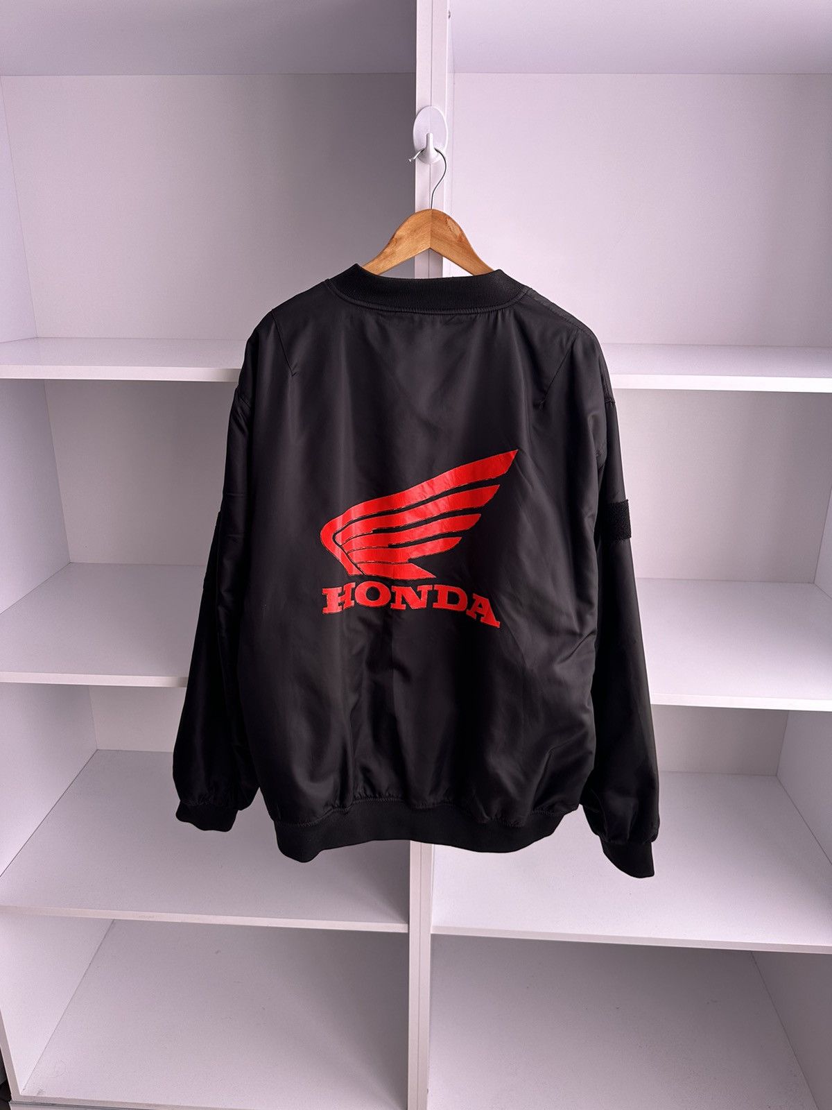 image of VTG Honda Racing Formula Uno Black Big Logo Bomber Jacket, Men's (Size 2XL)