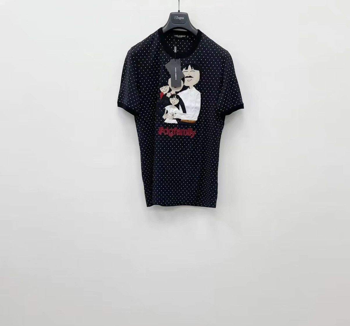 Dolce & Gabbana Dolce&Gabbana Heavy Embroidered Short Sleeve T-shirt J30 Size US M / EU 48-50 / 2 - 1 Thumbnail