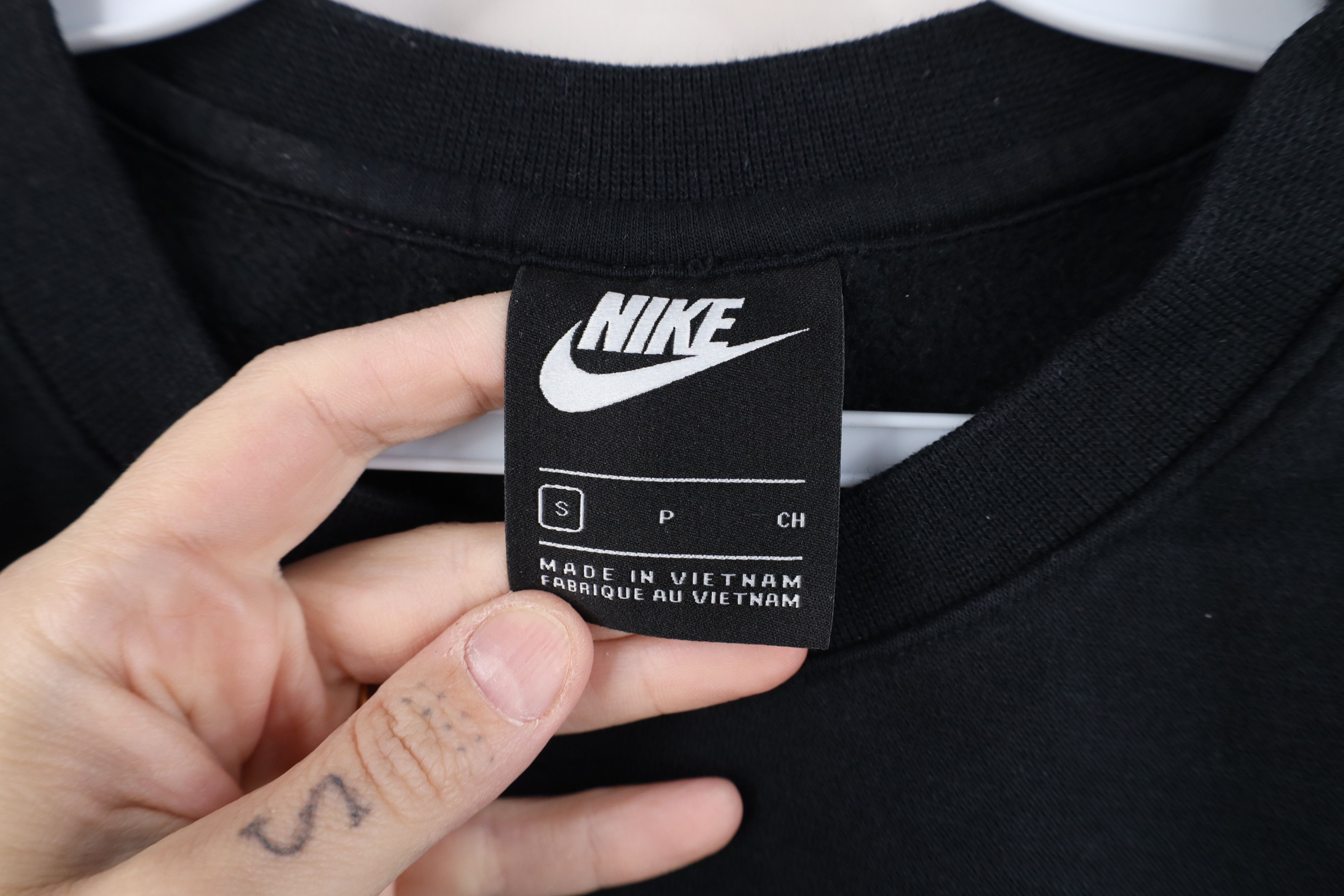 Nike Vintage Y2K Nike Scott Mini Swoosh Crewneck Sweatshirt Black Size US S / EU 44-46 / 1 - 6 Thumbnail