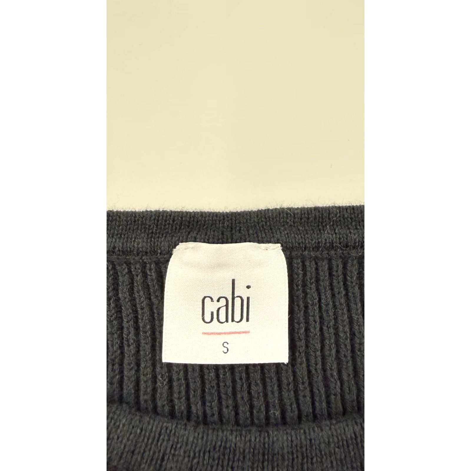 Vintage Cabi Sweater Womens Small Black Ribbed Knit Cropped Pullover Crewneck Curved Hem Size S / US 4 / IT 40 - 2 Thumbnail
