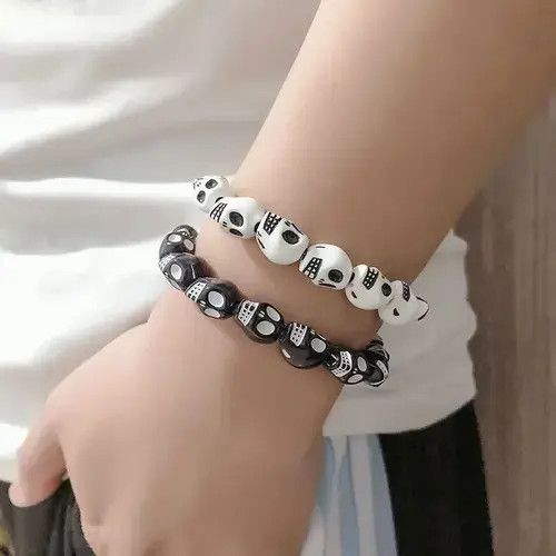 Vintage White Punk Goth Skull Skeleton Bracelet Size ONE SIZE - 1 Thumbnail