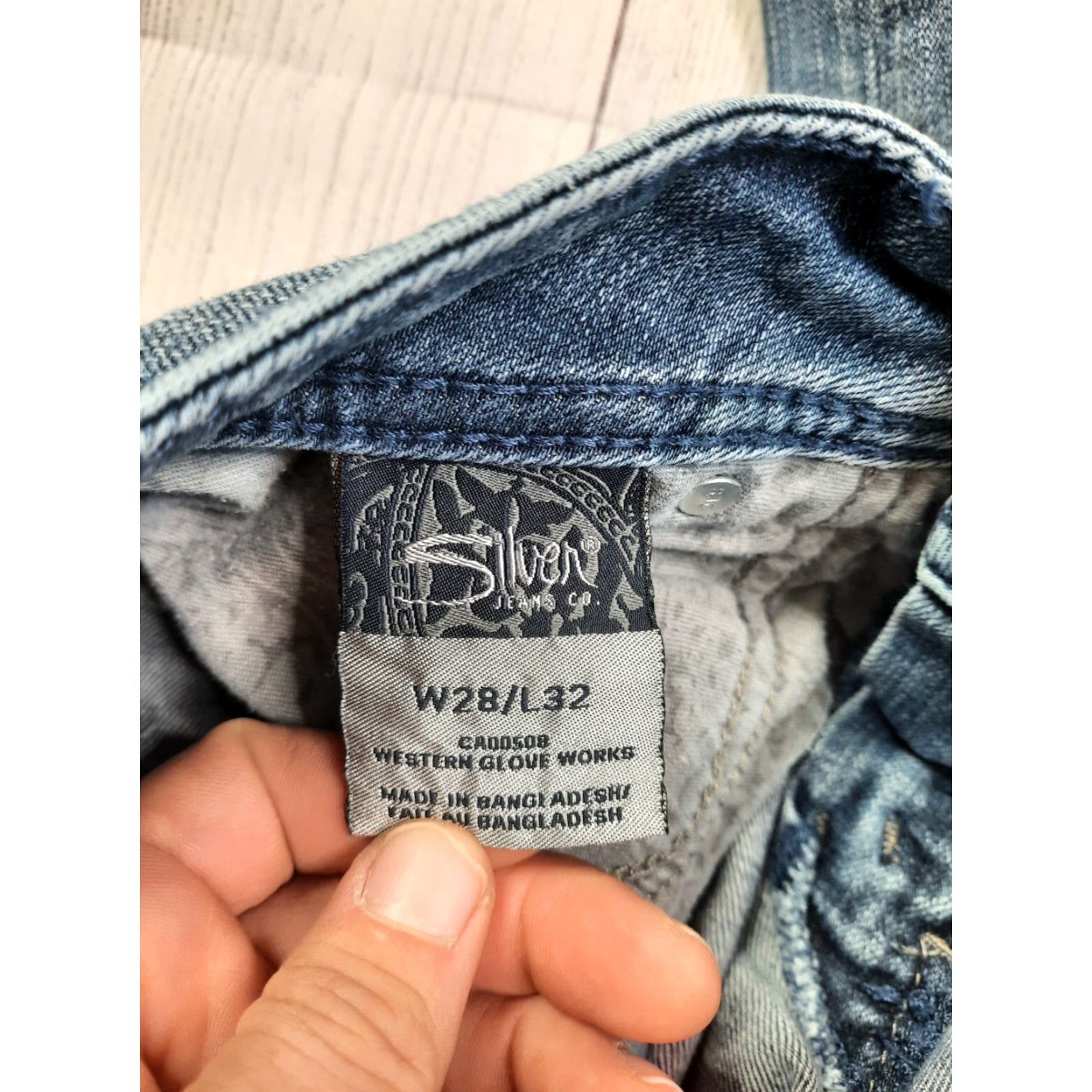 Silver Jeans Co. SILVER Jeans Suki Surplus Women's Bootcut Denim 5-Pocket Stretch Blue Jeans 28x28/29x32.5 Size 28" / US 6 / IT 42 - 7 Thumbnail
