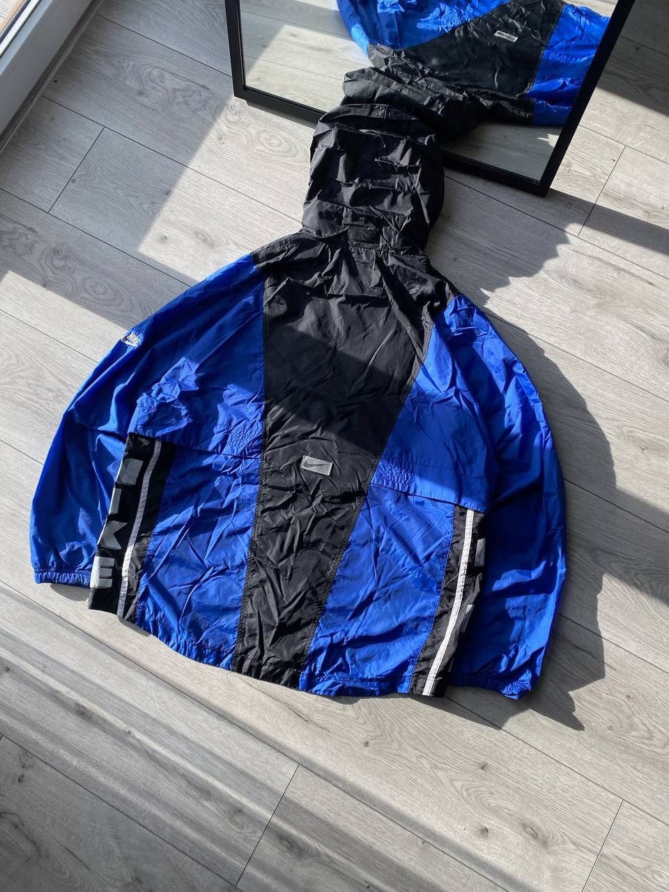 Vintage Nike Swoosh Nylon Zip-up Jacket L Y2K