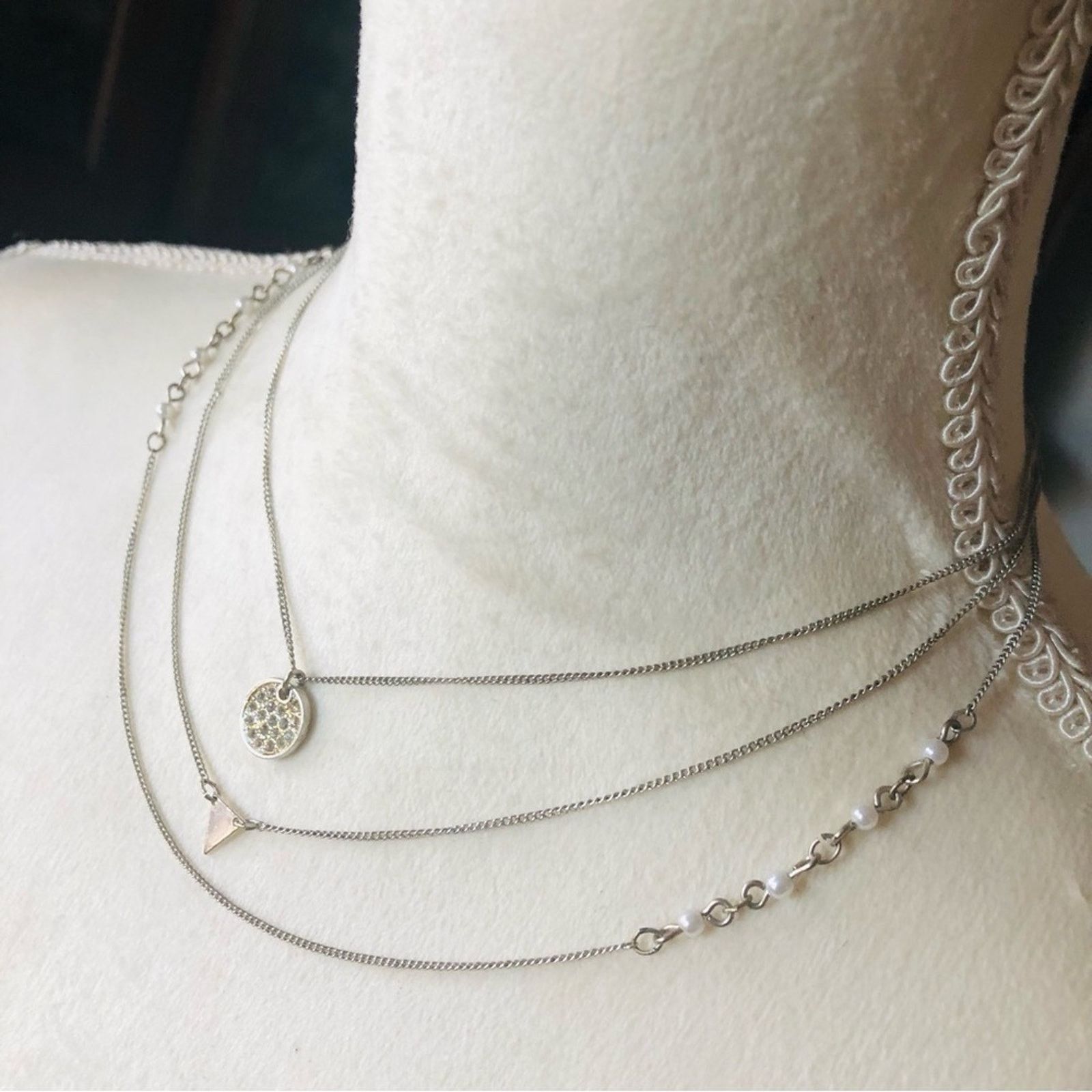 Jewelry Silver plated triple strand pearl and charm chain necklace Size ONE SIZE - 4 Thumbnail