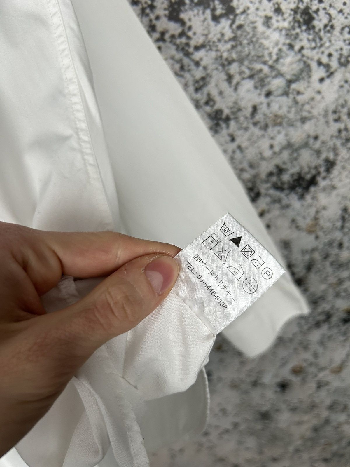 Designer × Givenchy Givenchy White Shirt Black Collar Designer Luxury Vintage Size US L / EU 52-54 / 3 - 8 Thumbnail