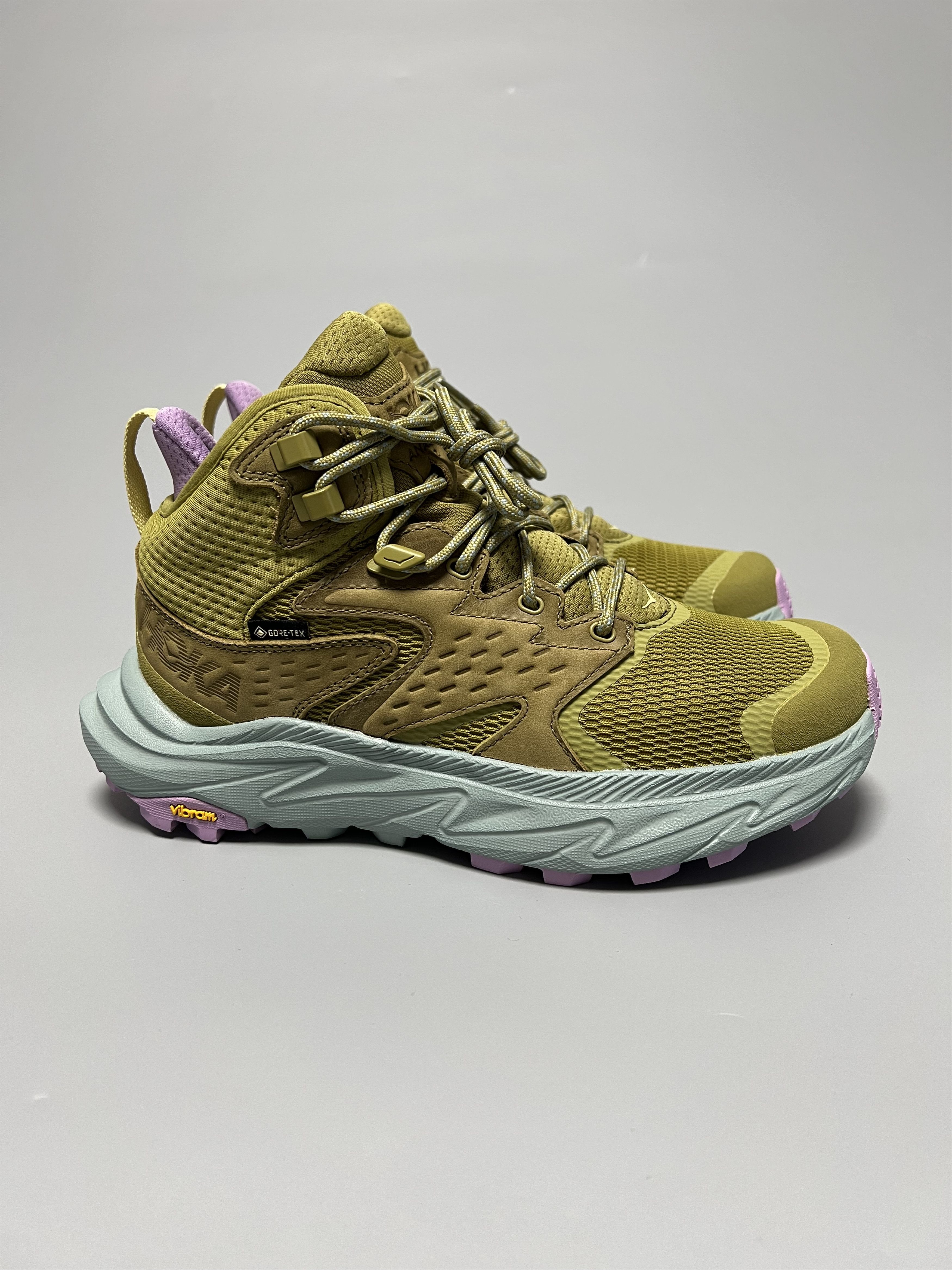 6.5B Hoka One One Anacapa 2 Mid GTX Women's Hiking Shoes