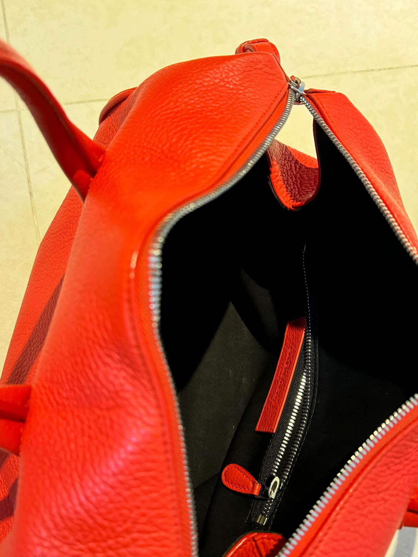 Balenciaga Balenciaga TopHandle Red Leather Adjustable Strap Zip 9/10 Size ONE SIZE - 5 Thumbnail