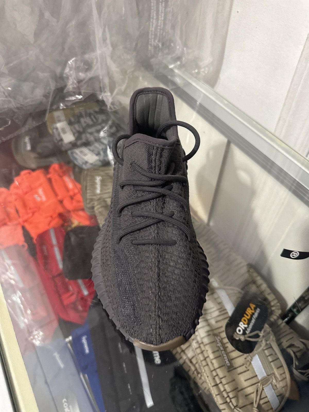 Yeezy Adidas Yeezy Boost 350 ‘Utility Black’ (2023) Size US 6.5 / EU 39-40 - 3 Thumbnail