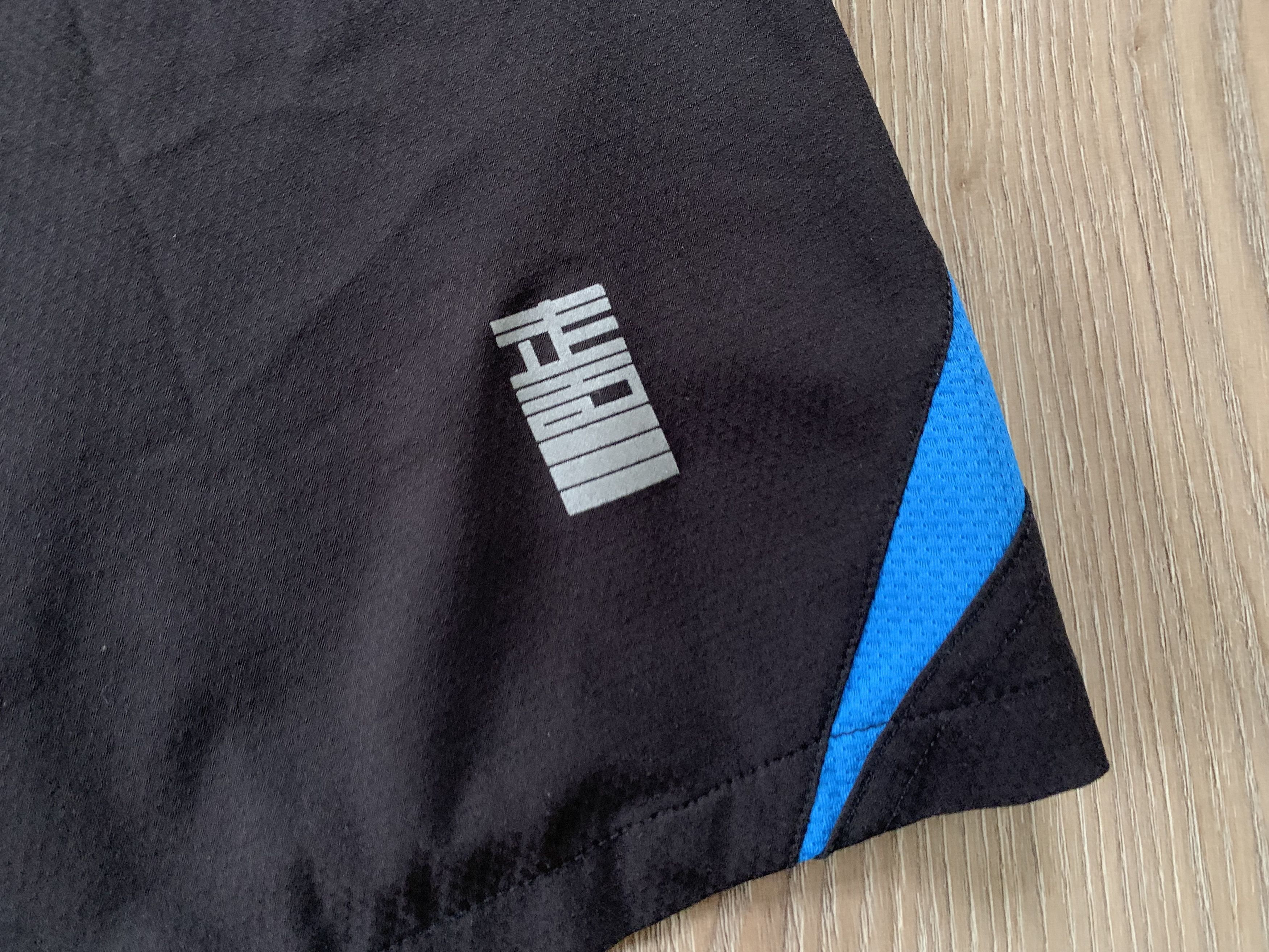 Asics × Japanese Brand Mens Asics Black Running Shorts Size US 34 / EU 50 - 7 Thumbnail