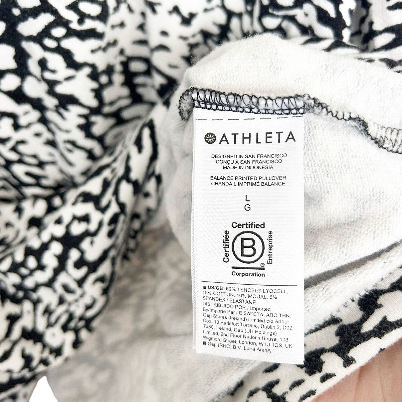 Athleta Athleta Black White Printed Balance Pullover Sweater Sz L Size L / US 10 / IT 46 - 3 Thumbnail