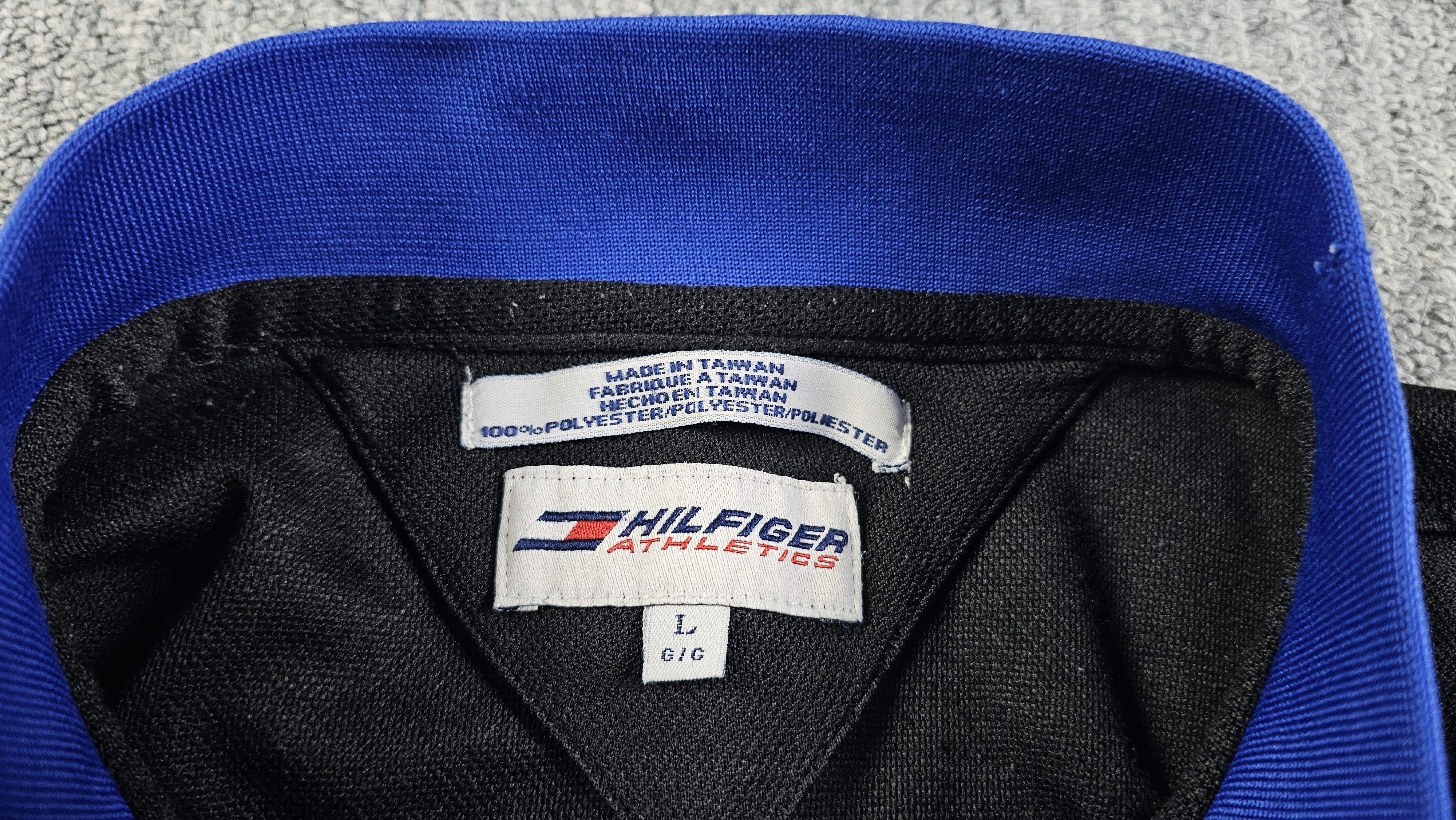 Tommy Hilfiger Vintage Tommy Hilfiger Athletics Polo Shirt Men L Black 90s Size US L / EU 52-54 / 3 - 10 Thumbnail