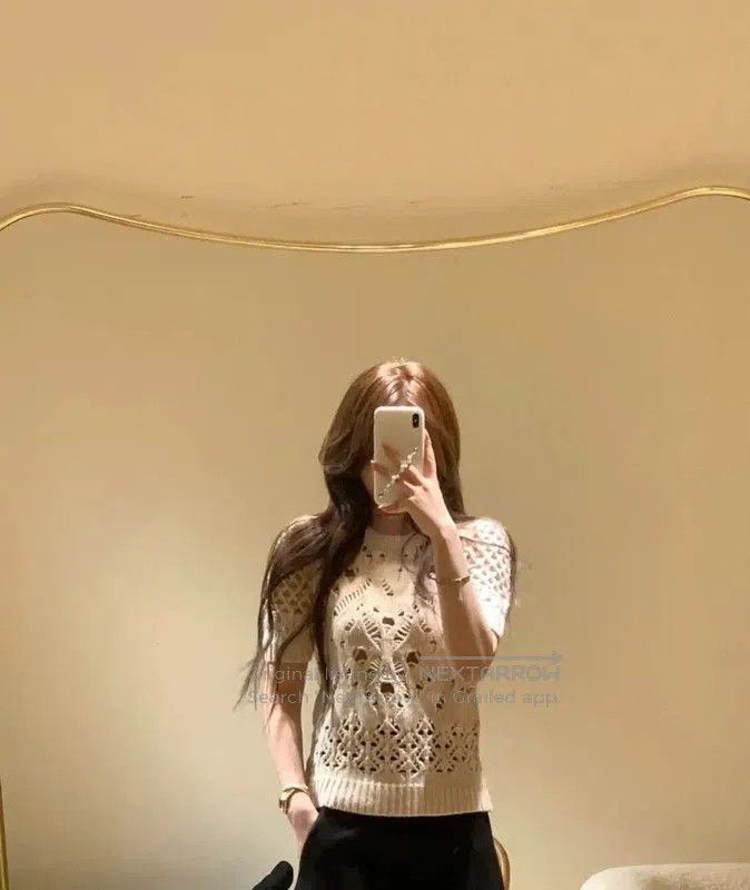 Dior Dior Cream Lace Short Sleeve Pullover Sweater . Size XS / US 0-2 / IT 36-38 - 5 Thumbnail