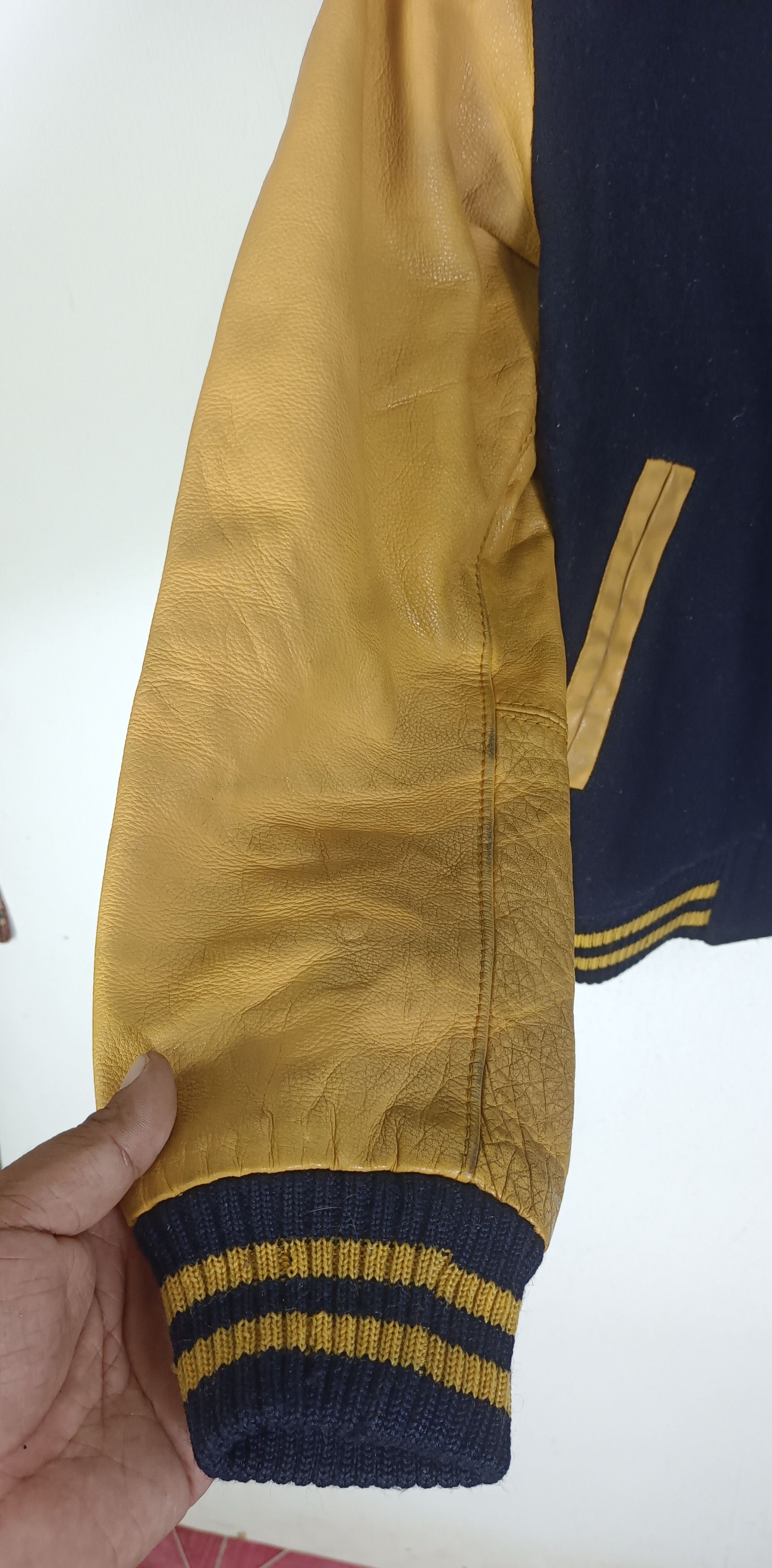 Japanese Brand Vintage Havard Sport Club Varsity Leather Wool Jacket Size US M / EU 48-50 / 2 - 5 Thumbnail