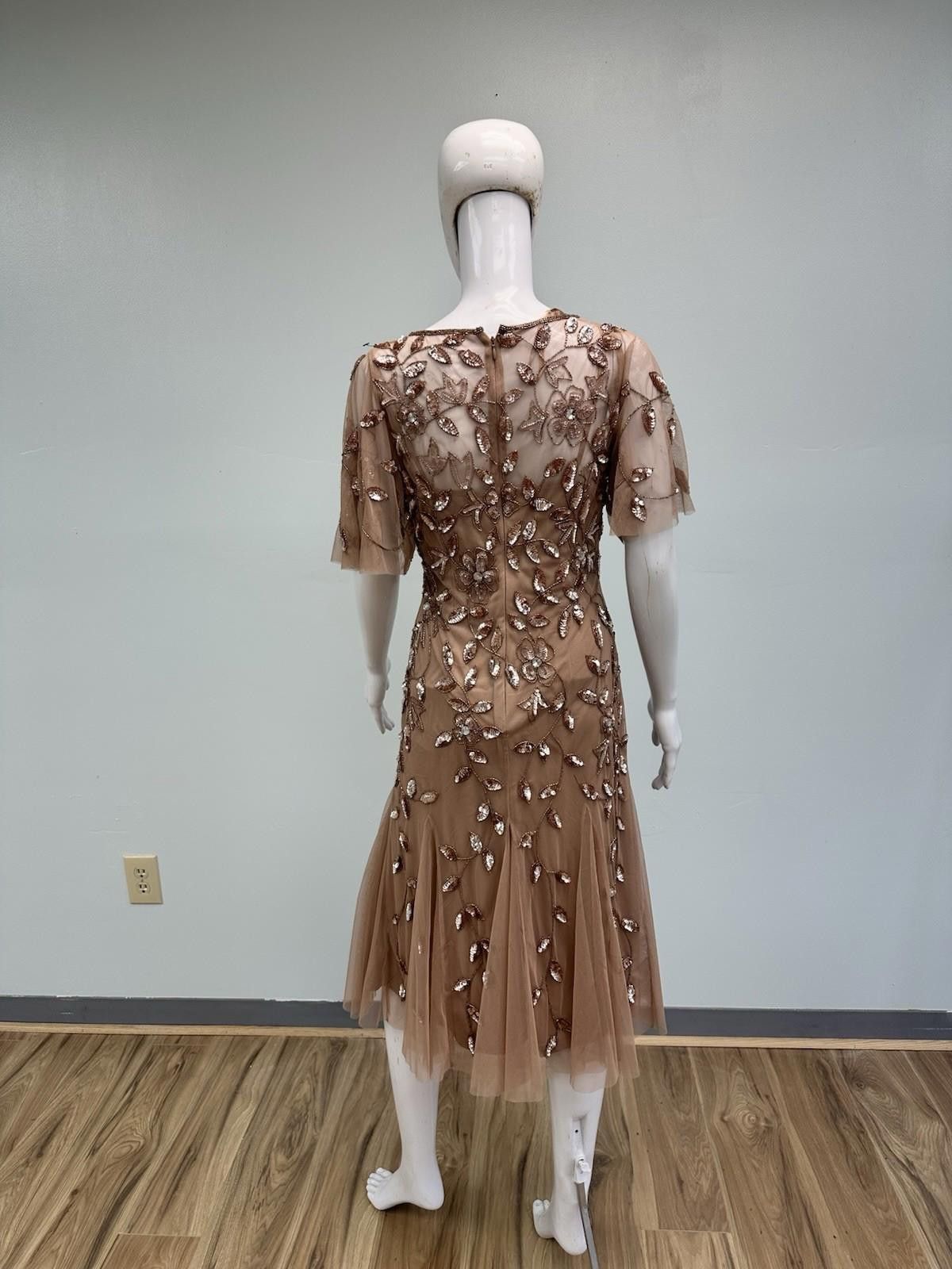 Other Adrianna Papel Embellished Sleeve Beaded Evening Gown Size 6 Size M / US 6-8 / IT 42-44 - 4 Thumbnail