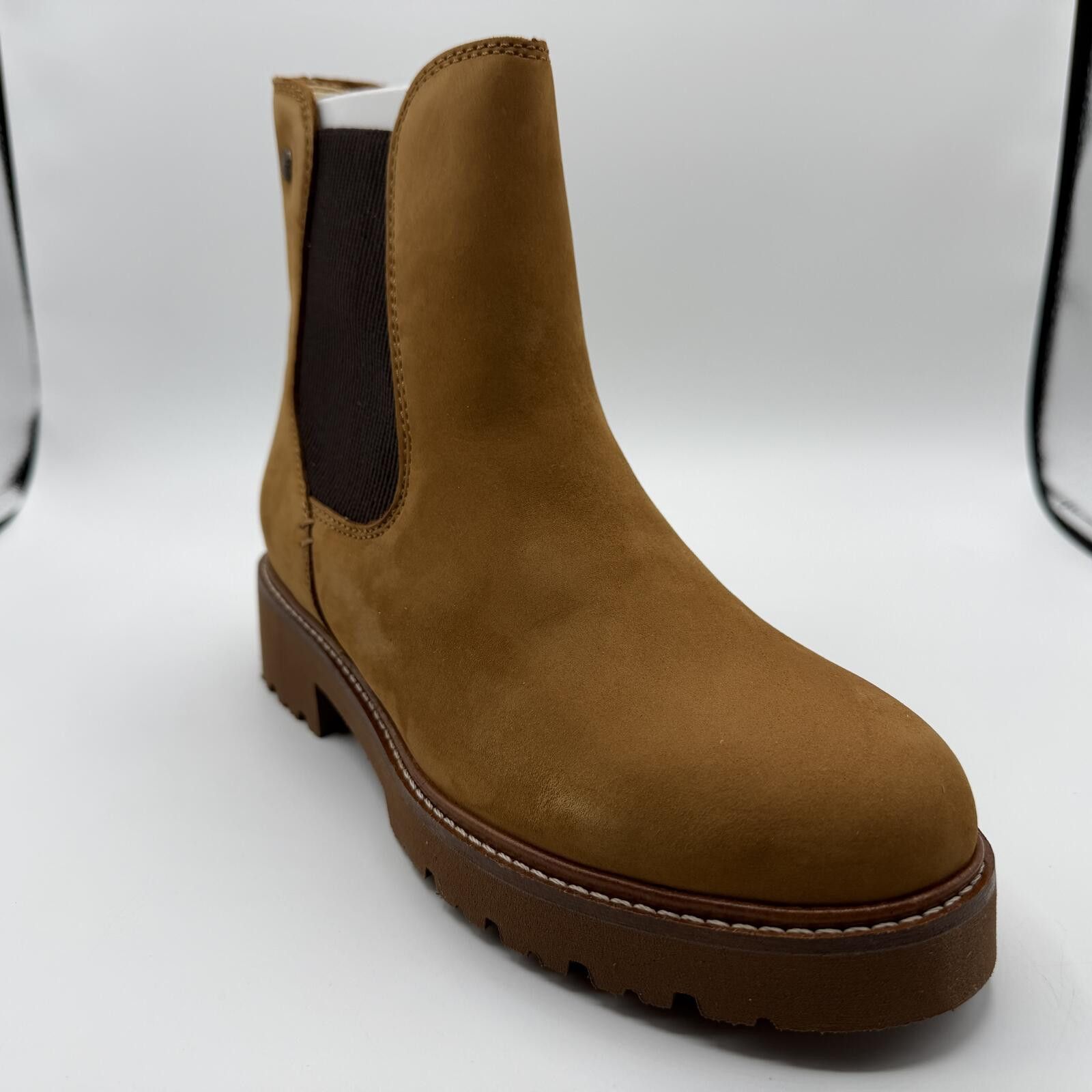 Samuel Hubbard Samuel Hubbard Made in Portugal Van Ness Chelsea Boot Nubuck Size US 7.5 / IT 37.5 - 11 Thumbnail