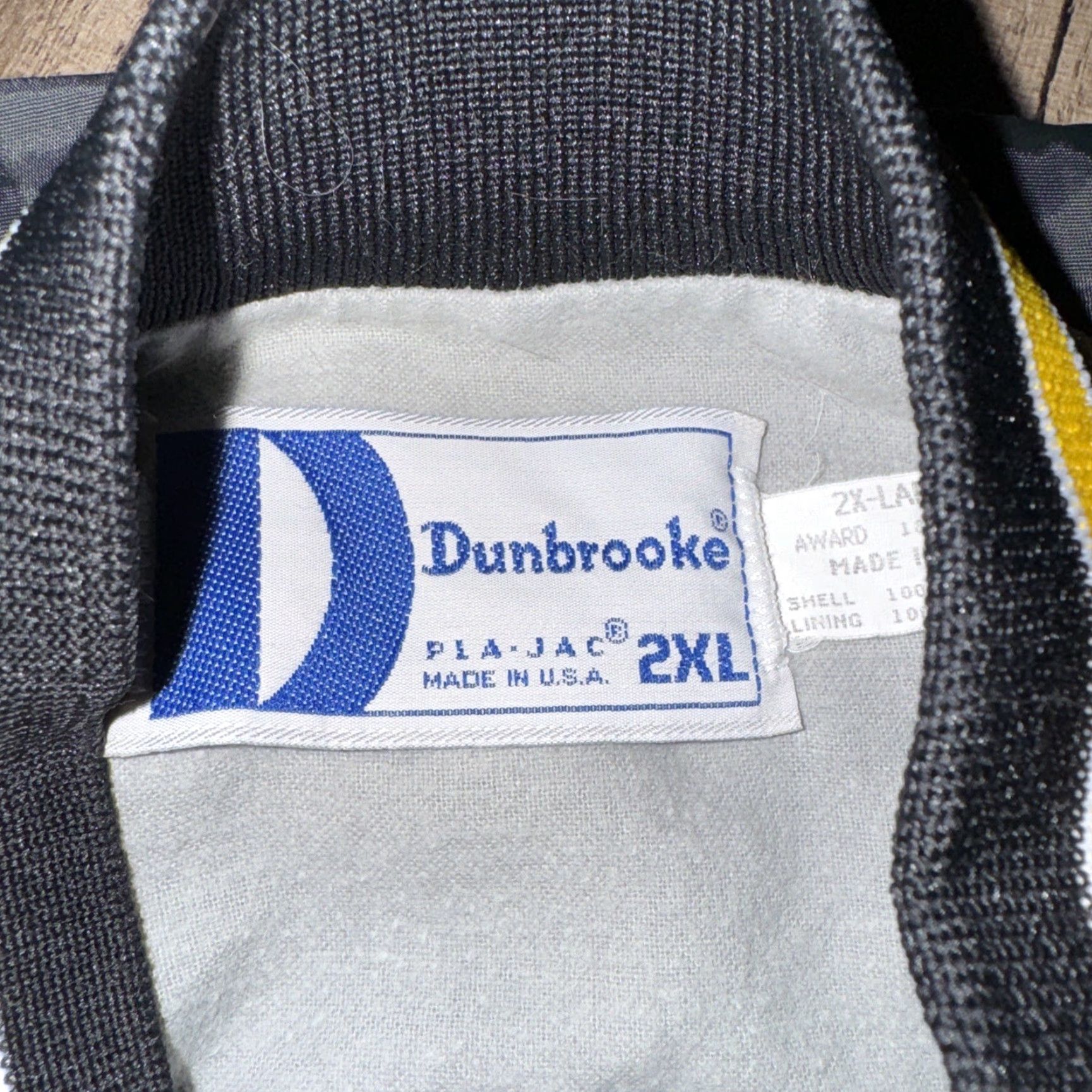 Vintage VINTAGE Dunbrooke Letterman Bomber Jacket Black Yellow 2XL Men's USA Nylon 26x26 Size US XXL / EU 58 / 5 - 3 Thumbnail