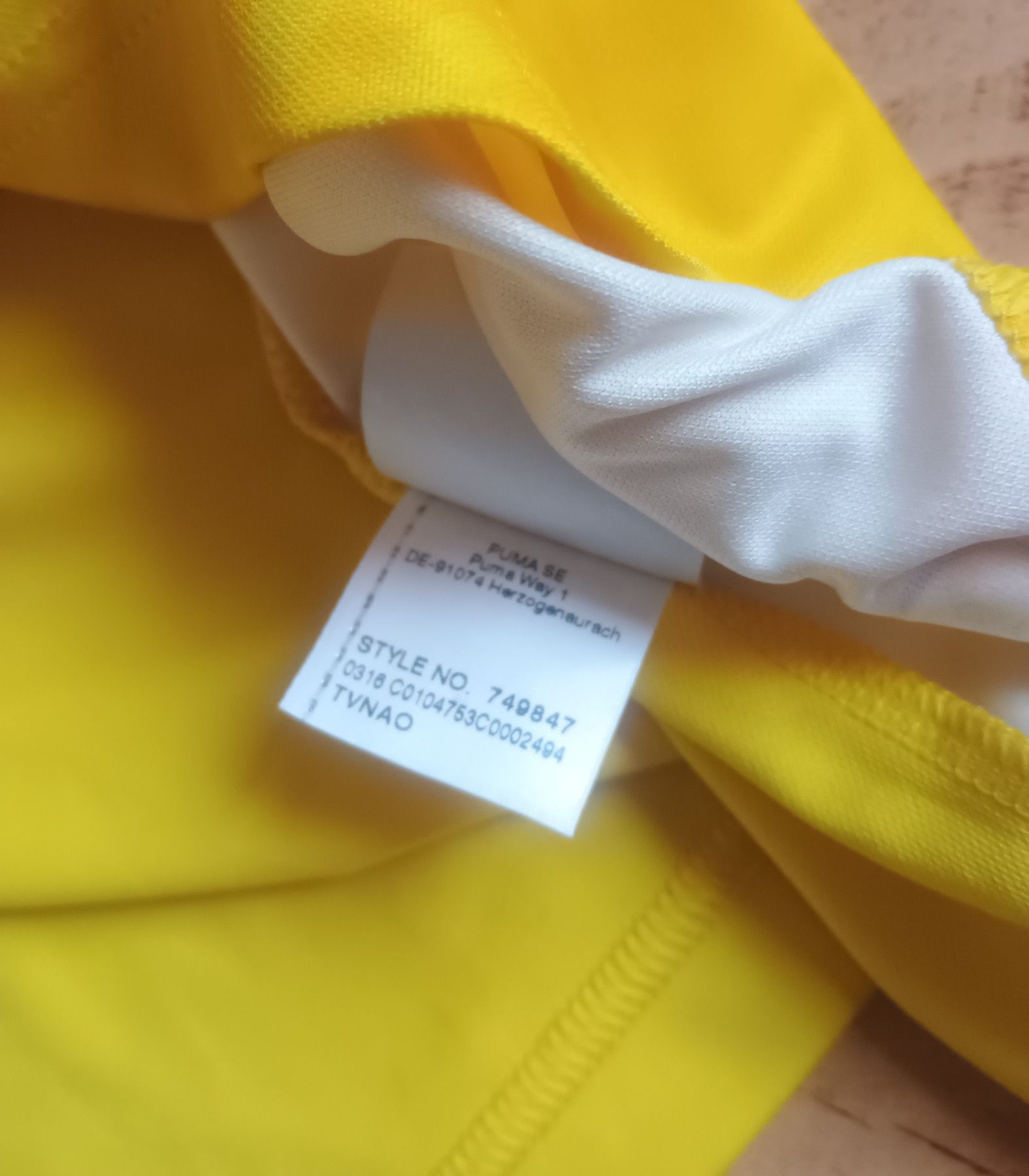 Puma Borussia Dortmund training jersey 16/17 Long Sleeve Size US XXL / EU 58 / 5 - 4 Thumbnail