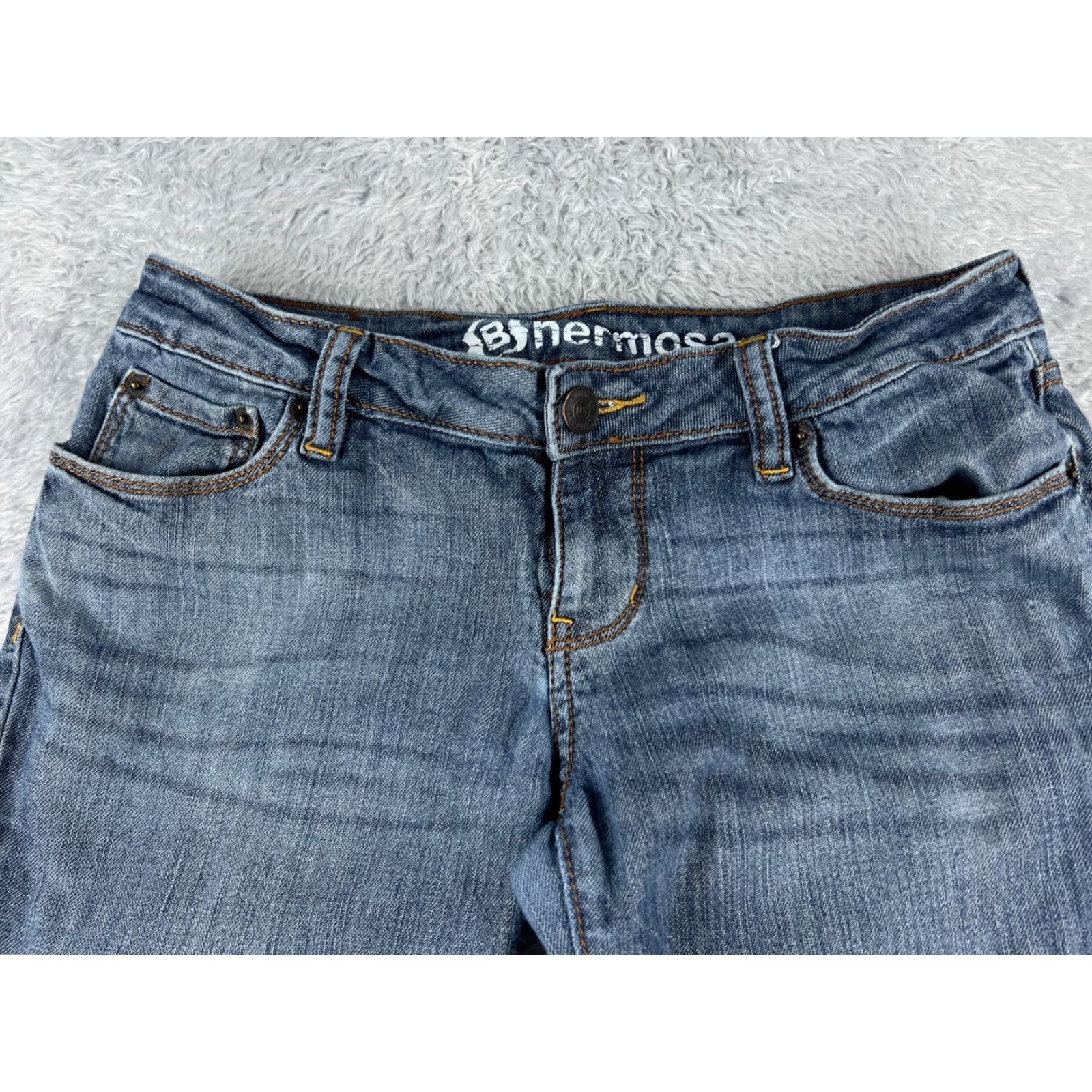 Denime Bullhead Jeans Womens Blue Denim Super Skinny Low Rise 28x30 Cotton Blend 7 Regular Stretch Distressed Embroidered Zipper 5-Pocket Design Pants Size 28" / US 6 / IT 42 - 4 Thumbnail