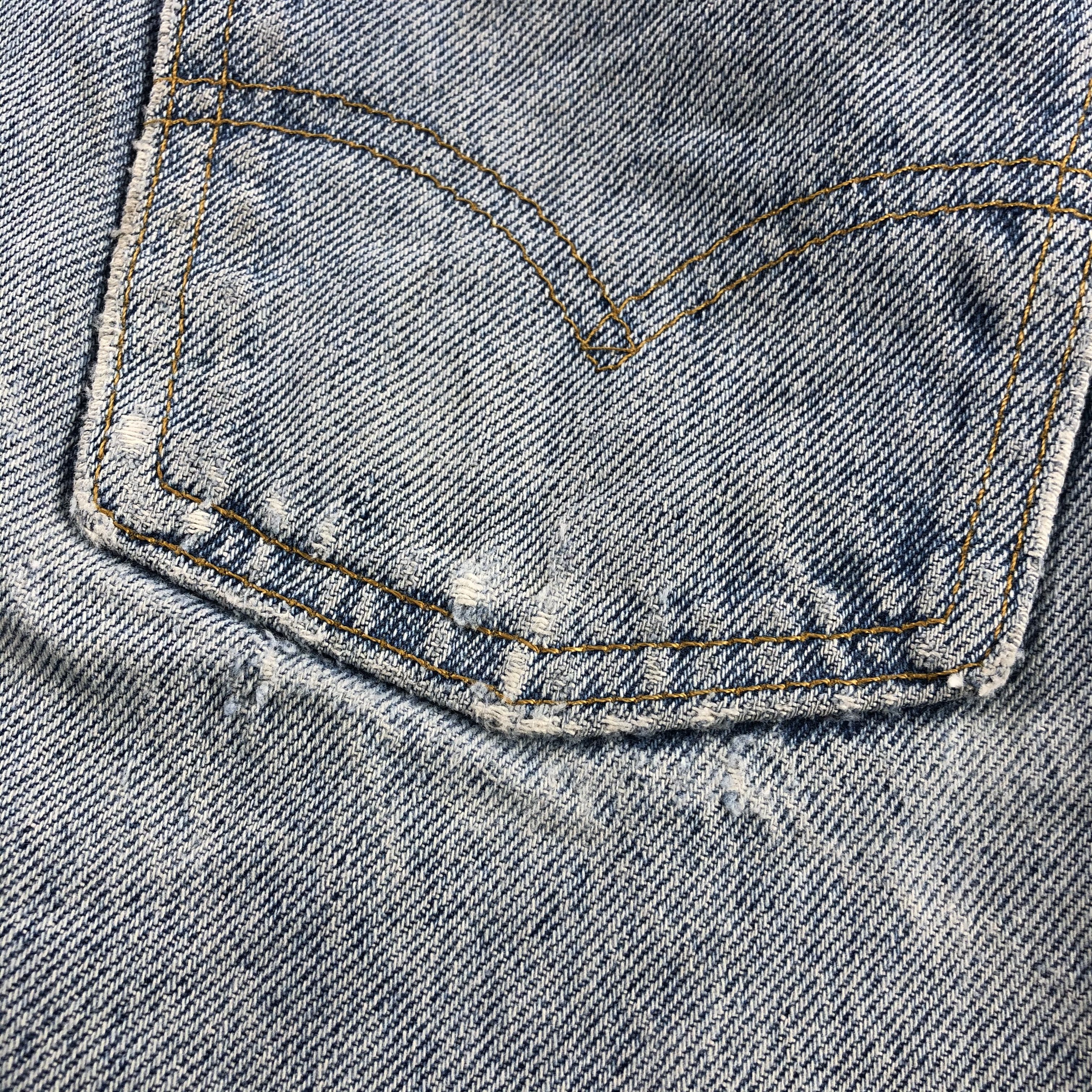 Levi's Vintage 90s Levis 619 Jeans Faded Blue Denim KJ1040 Size US 28 / EU 44 - 8 Thumbnail