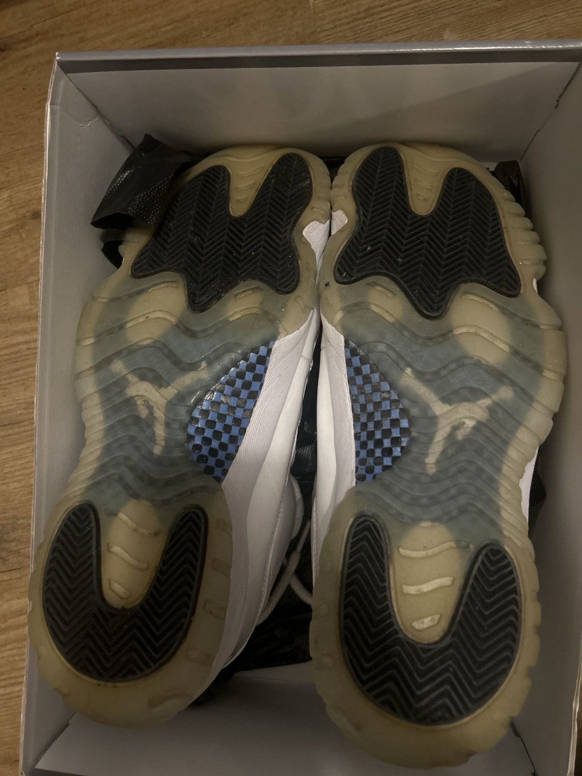 Jordan Brand × Nike Jordan 11 Low Legend Blue Size US 11.5 / EU 44-45 - 5 Thumbnail