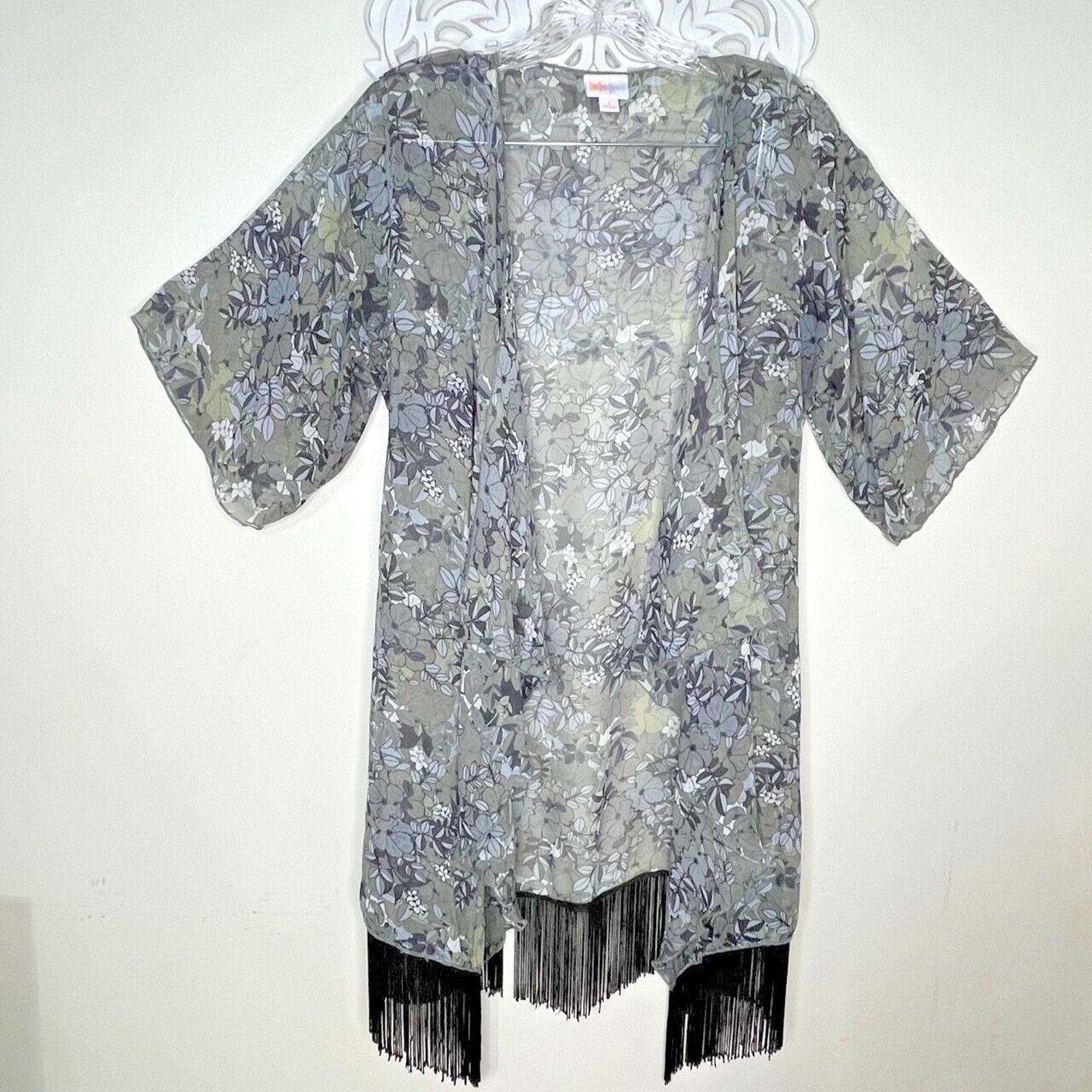 Other LuLaRoe Simply Comfortable Sheer Fringe Duster size Small Size S / US 4 / IT 40 - 2 Thumbnail