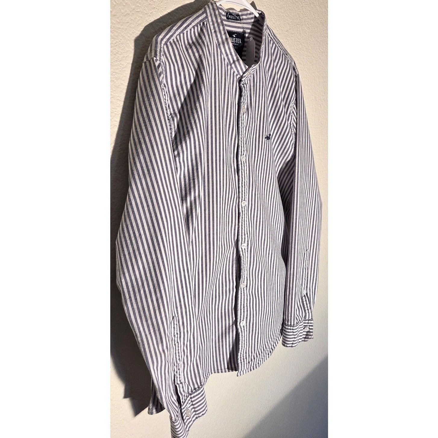 Hollister Hollister Muscle Fit Button Up Shirt - XL - Navy/White Size US XL / EU 56 / 4 - 4 Thumbnail