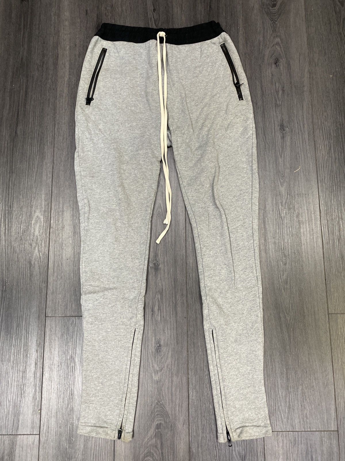 image of Essentials Gray Sweatpants Size M in Grey, Men's