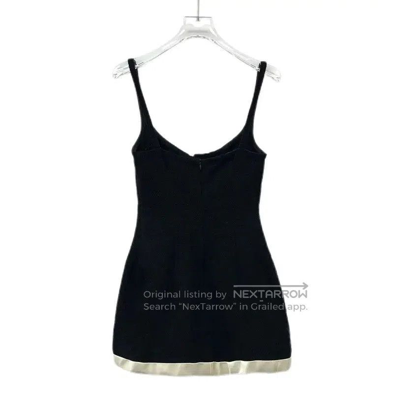 Miu Miu Miu Miu Black Wool Dress with Button Detail . Size S / US 4 / IT 40 - 2 Thumbnail
