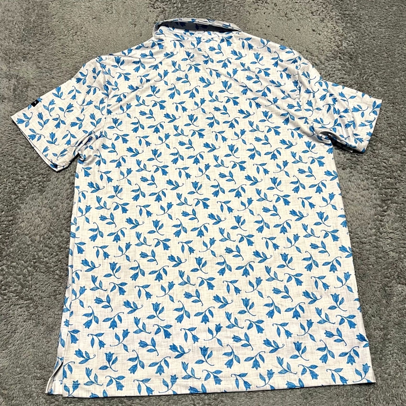 Vintage Yatta Golf Polo Shirt Mens Small Blue Floral Hawaiian Performance Golfing S Men Blue Floral Hawaiian Golf Polo Shirt Size US S / EU 44-46 / 1 - 3 Thumbnail