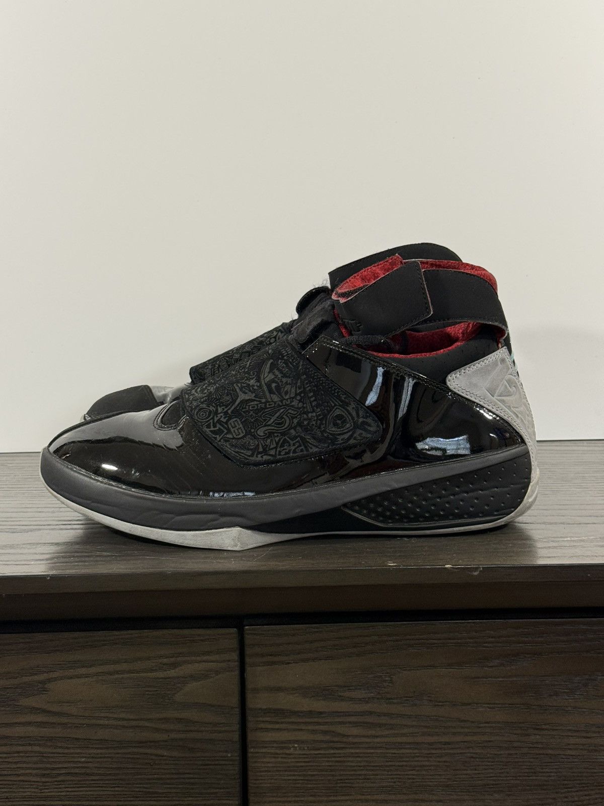 Jordan Brand Air Jordan XX OG 2005 Stealth Size 12 Size US 12 / EU 45 - 3 Thumbnail