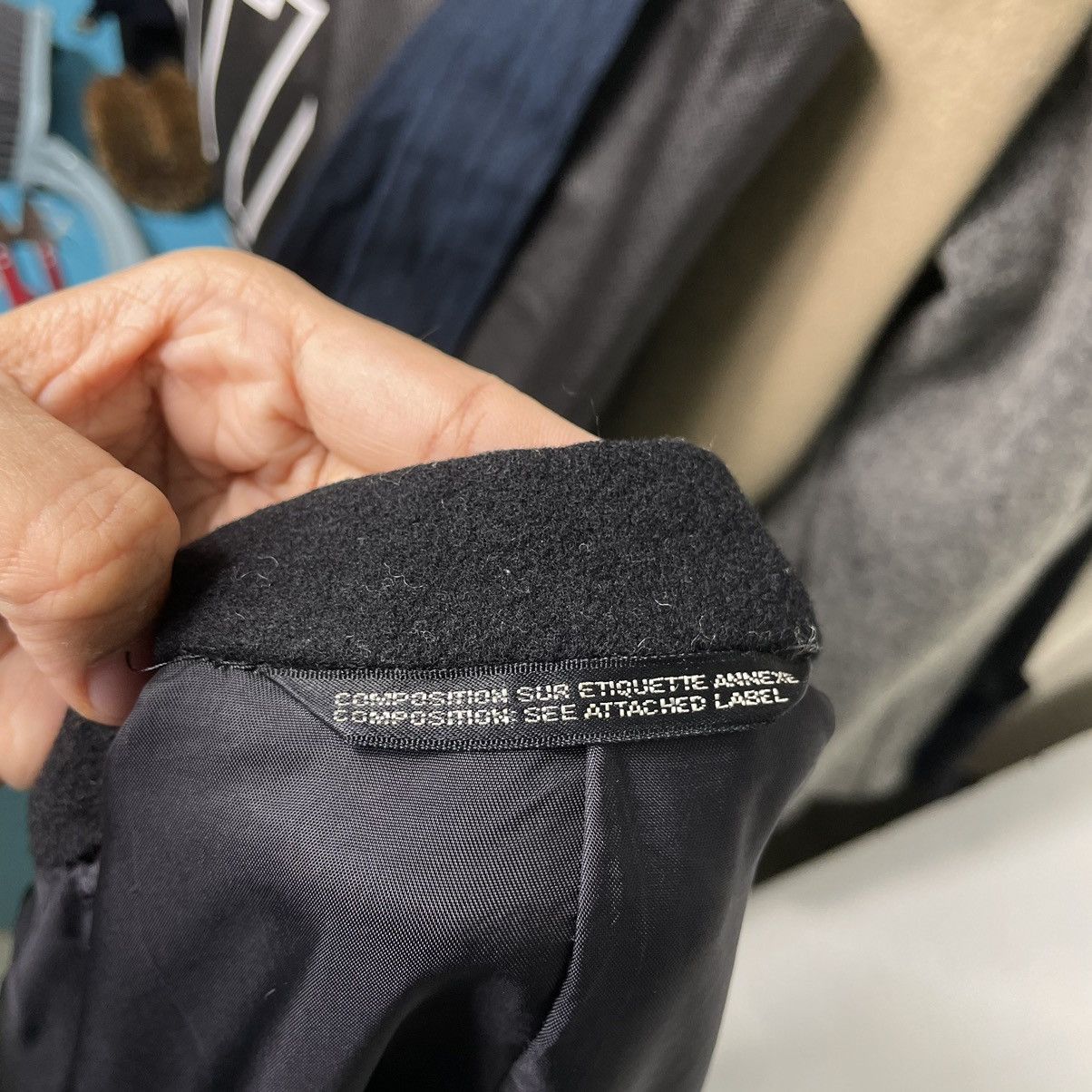 Yohji Yamamoto 💥AW04 YOHJI YAMAMOTO BUTTONLESS RUNAWAY JACKET Size S / US 4 / IT 40 - 13 Thumbnail