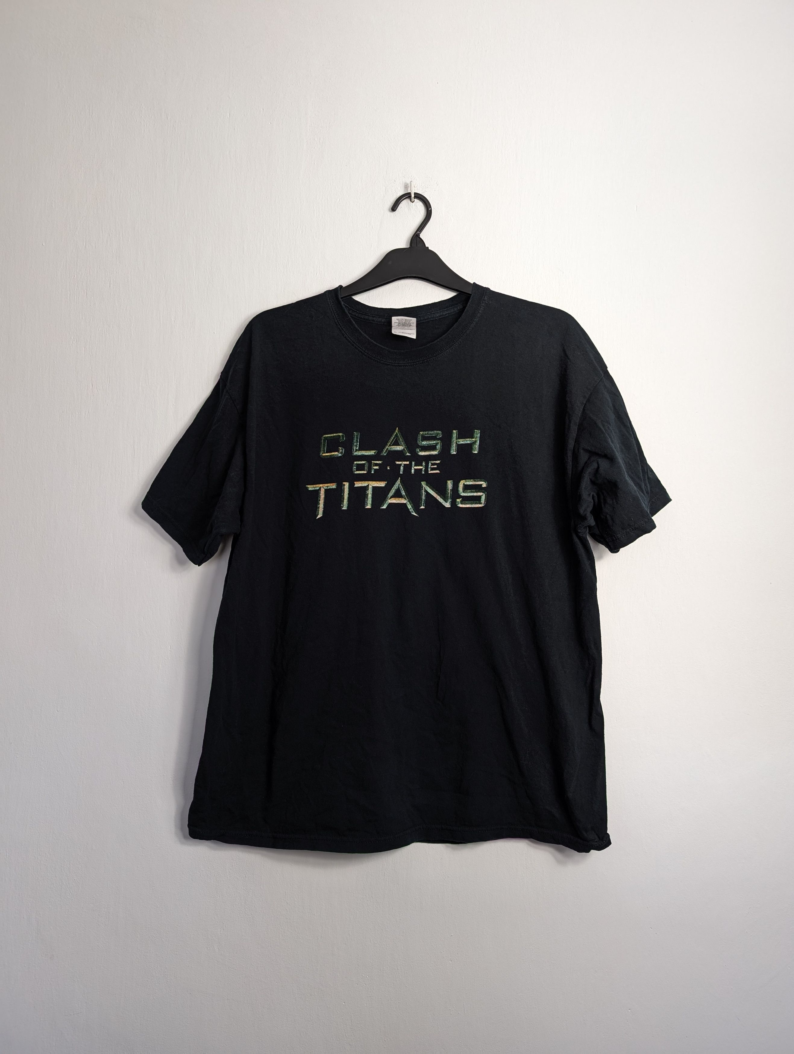 Gildan × Vintage 2010 Clash Of The Titans Logo Tee Movie Cinema Size US XL / EU 56 / 4 - 1 Thumbnail