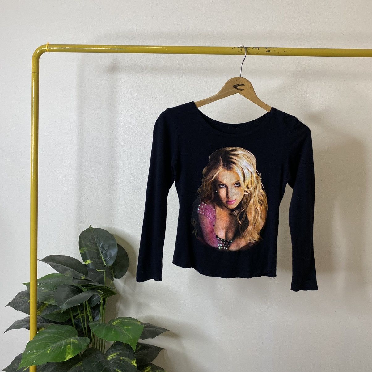 Band Tees Vintage Y2K Britney Spears Women LS T Shirt Size XS / US 0-2 / IT 36-38 - 1 Thumbnail