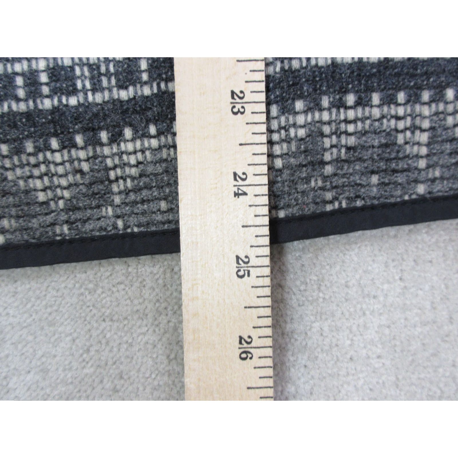 Vintage VINTAGE Woolrich Vest Sweater Womens Medium Gray Beige Knit Logo Outdoor Size M / US 6-8 / IT 42-44 - 7 Thumbnail