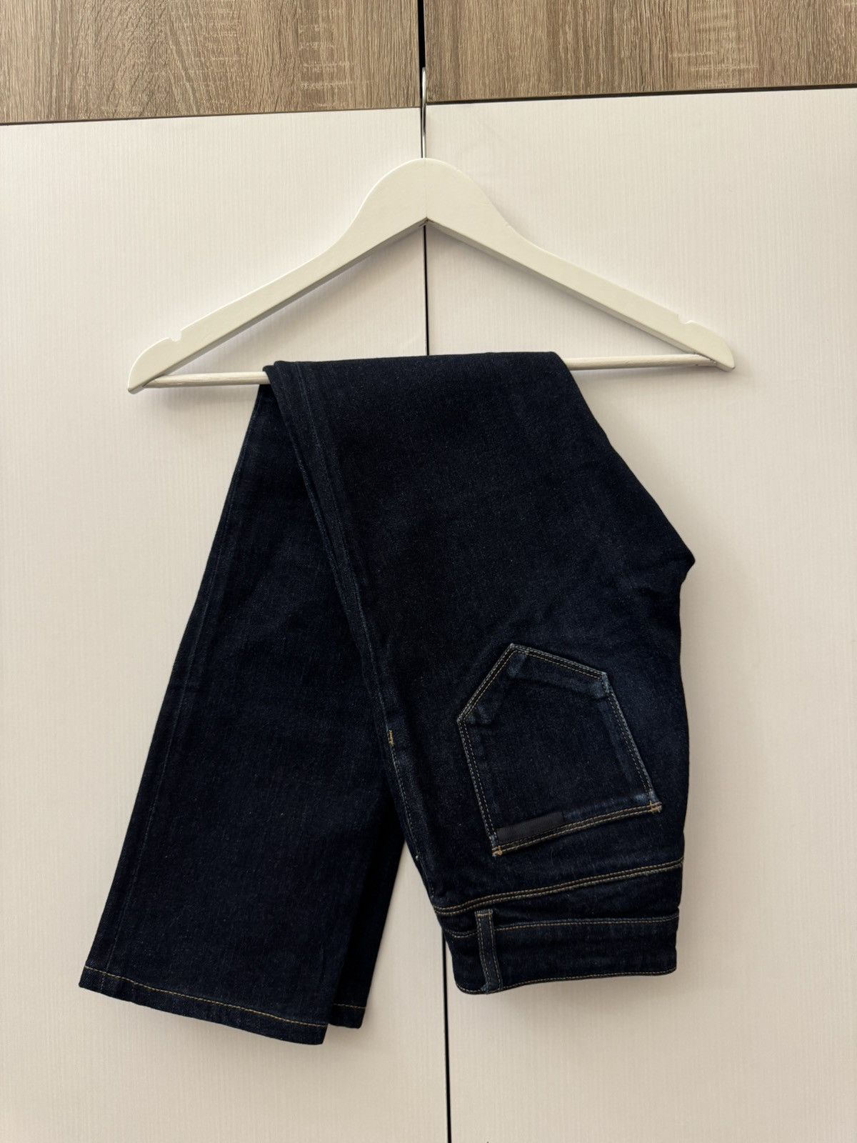 Prada Prada Milano Contour Fit Jeans Slim Fit Denim Size 26" / US 2 / IT 38 - 1 Thumbnail