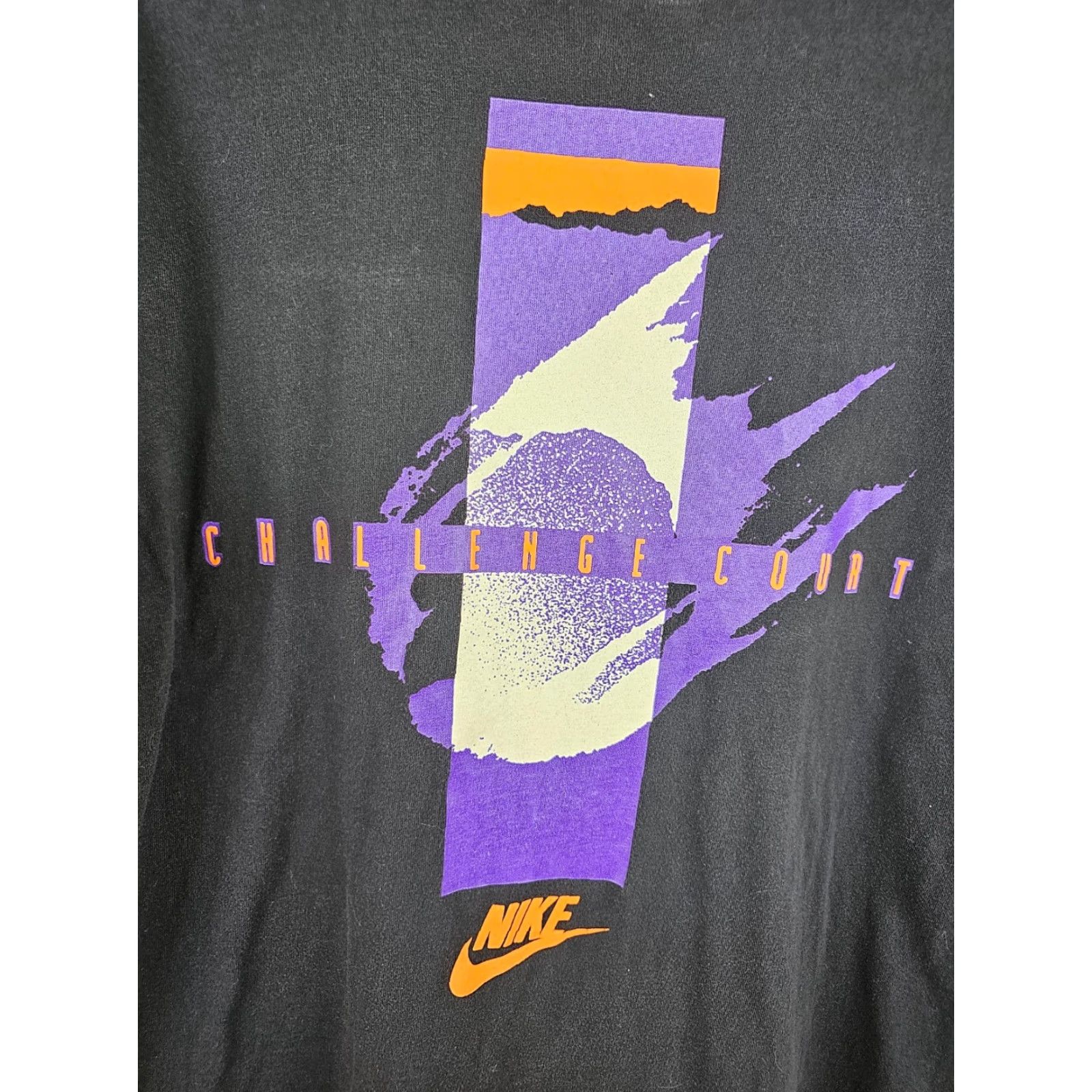 Nike VINTAGE Nike CHALLENGE COURT SINGLE STITCH BLACK T-SHIRT SZ XLARGE Shirt Mens Nike Black T-Shirt 90sの Size US XL / EU 56 / 4 - 2 Thumbnail