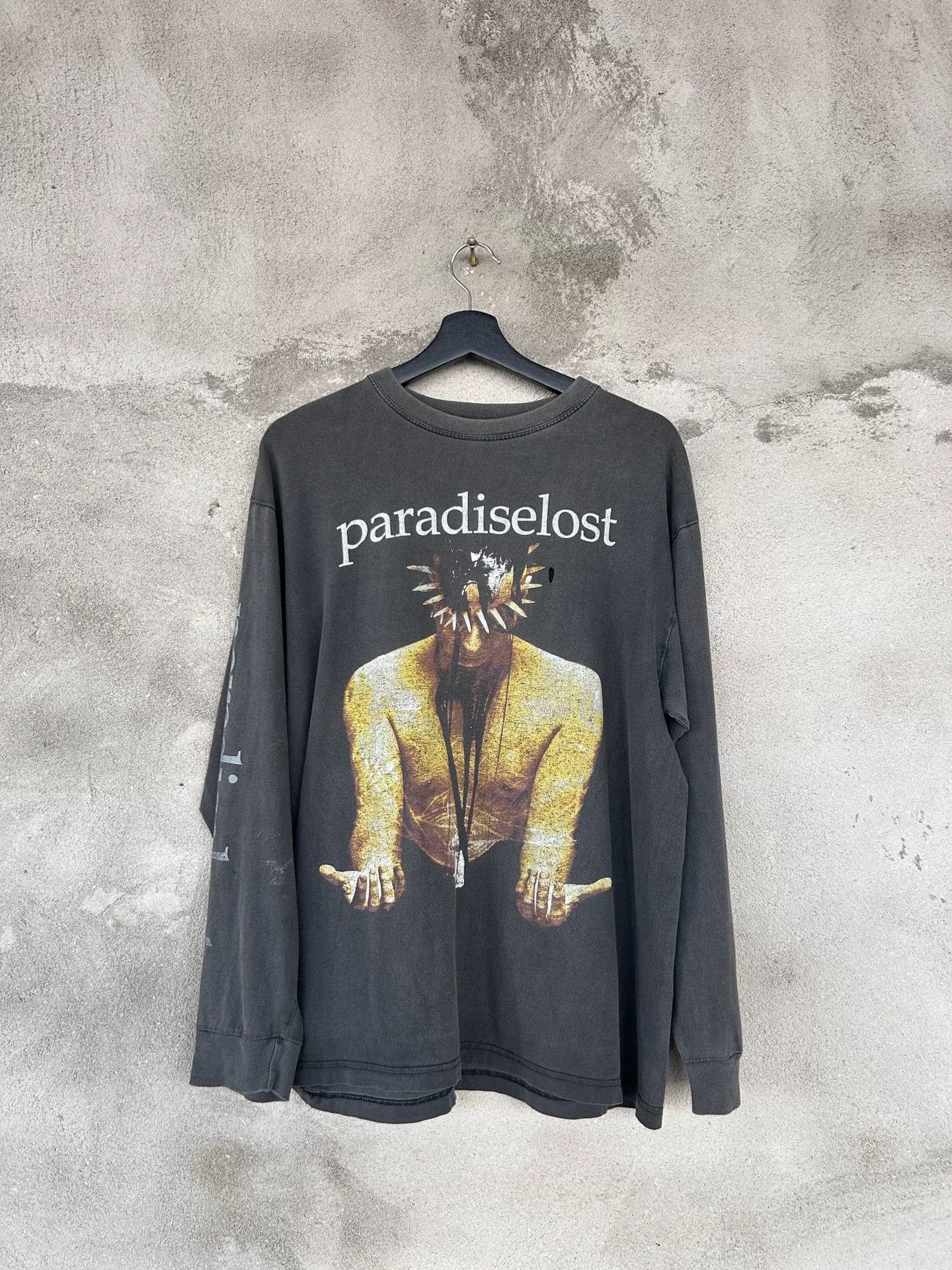 Vintage Vintage Paradise Lost Requiem Tour Tee Size US L / EU 52-54 / 3 - 1 Thumbnail