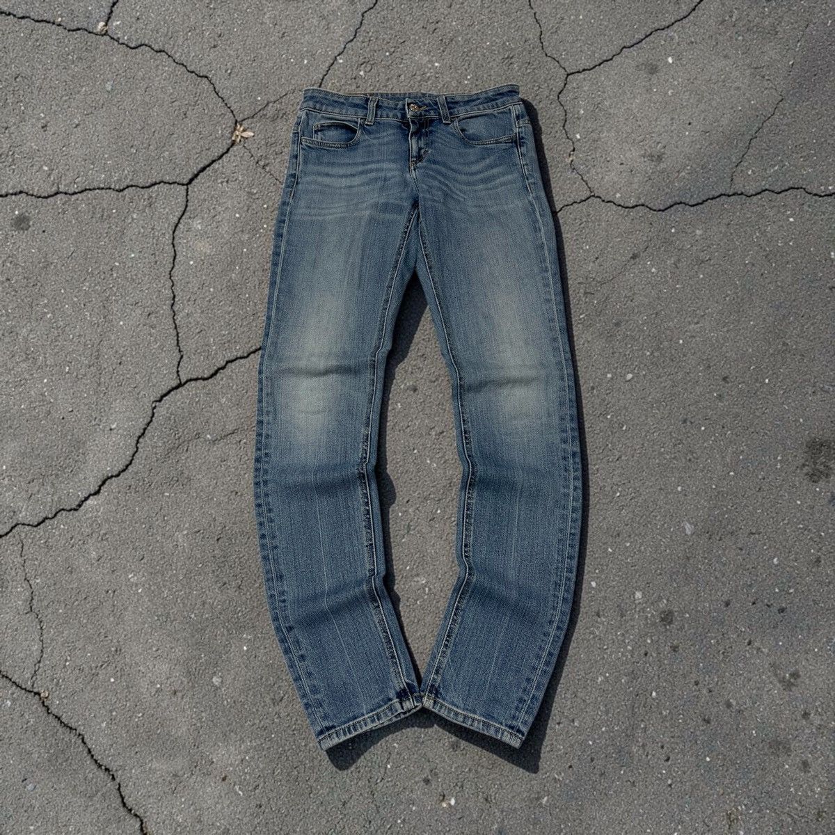 Gucci Gucci Washed Denim Slim Fit Jeans Size 28" / US 6 / IT 42 - 1 Thumbnail