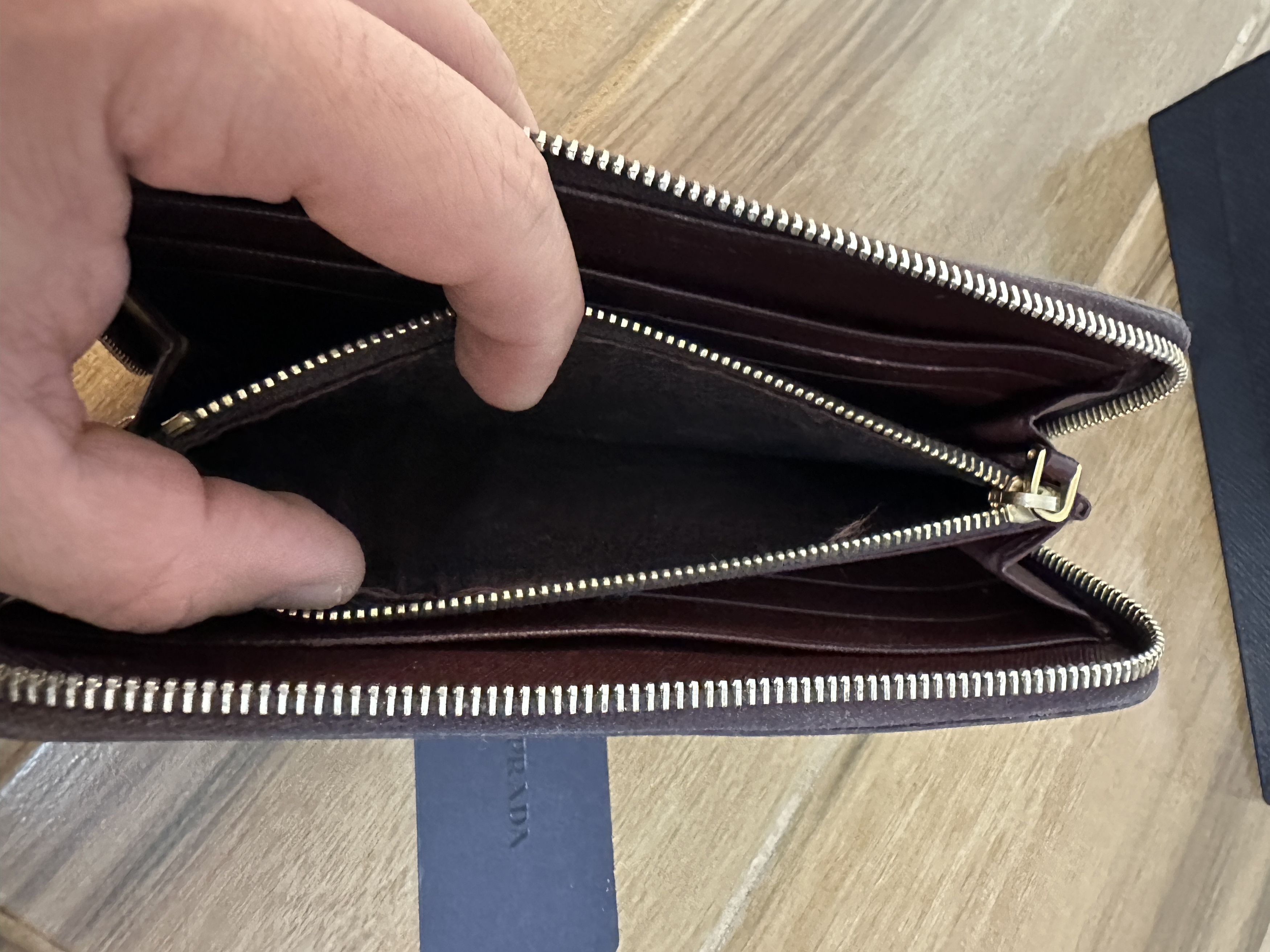 Prada Prada Saffiano Women' Metal Granato Leather zip Long Wallet Size ONE SIZE - 8 Thumbnail