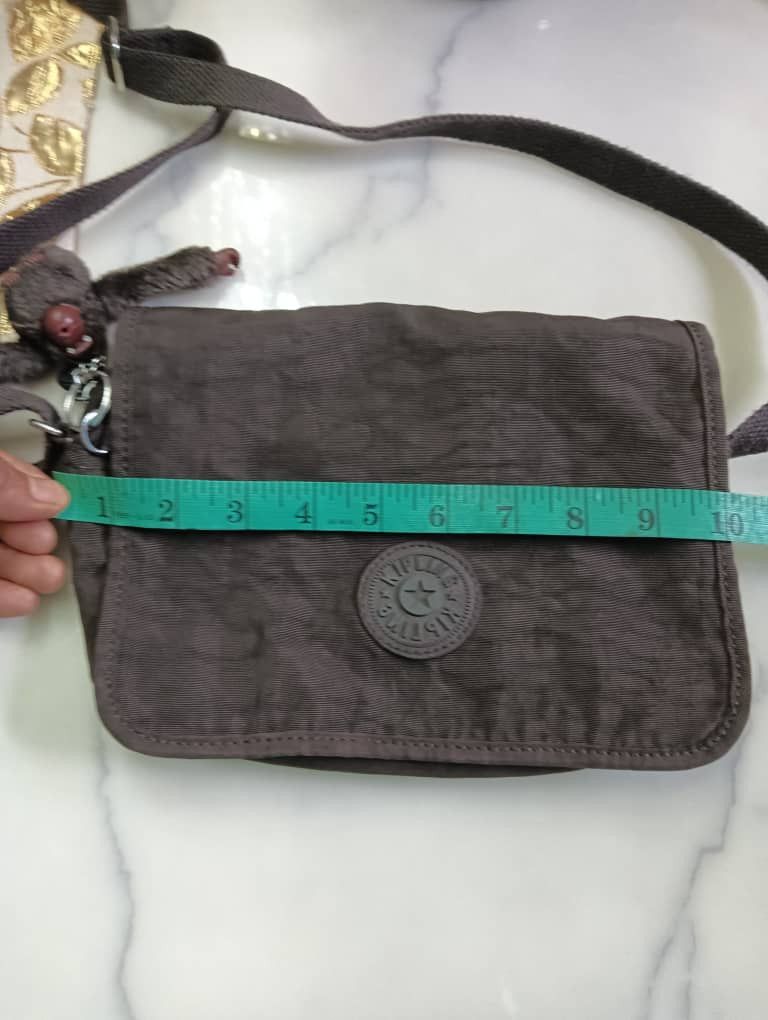 Japanese Brand Vintage Kipling crazy monkey crossbody bag Size ONE SIZE - 8 Thumbnail