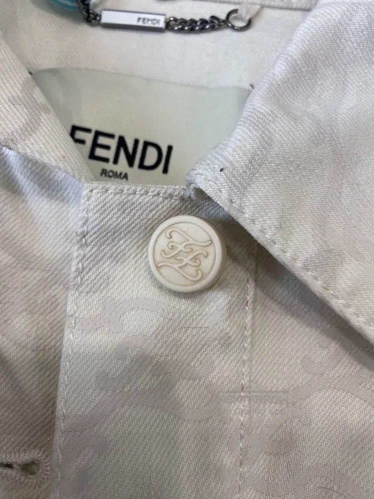 Fendi Fendi Printed Logo Denim Jacket Size XS / US 0-2 / IT 36-38 - 4 Thumbnail