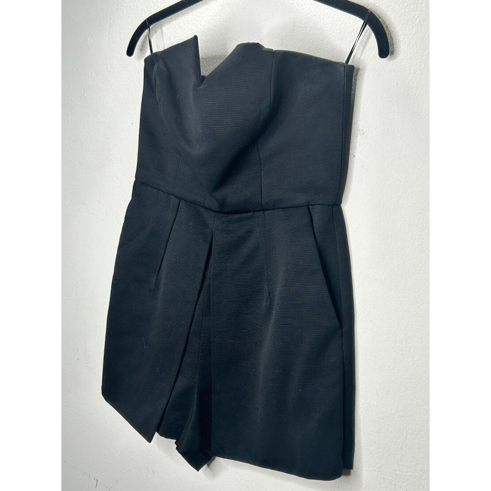 Topshop Topshop Black Strapless V Front Pleats Pockets Zip Romper 6 Size M / US 6-8 / IT 42-44 - 4 Thumbnail