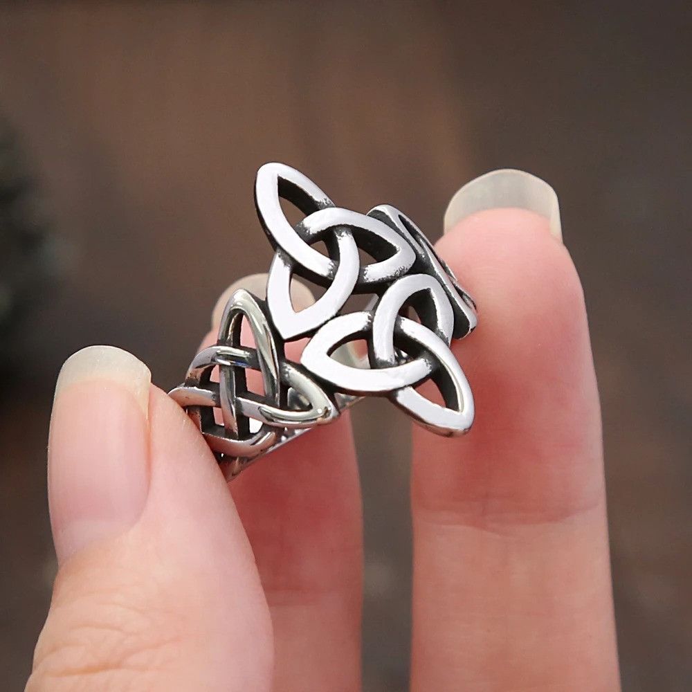 Other Celtics Knot Ring Size ONE SIZE - 2 Thumbnail