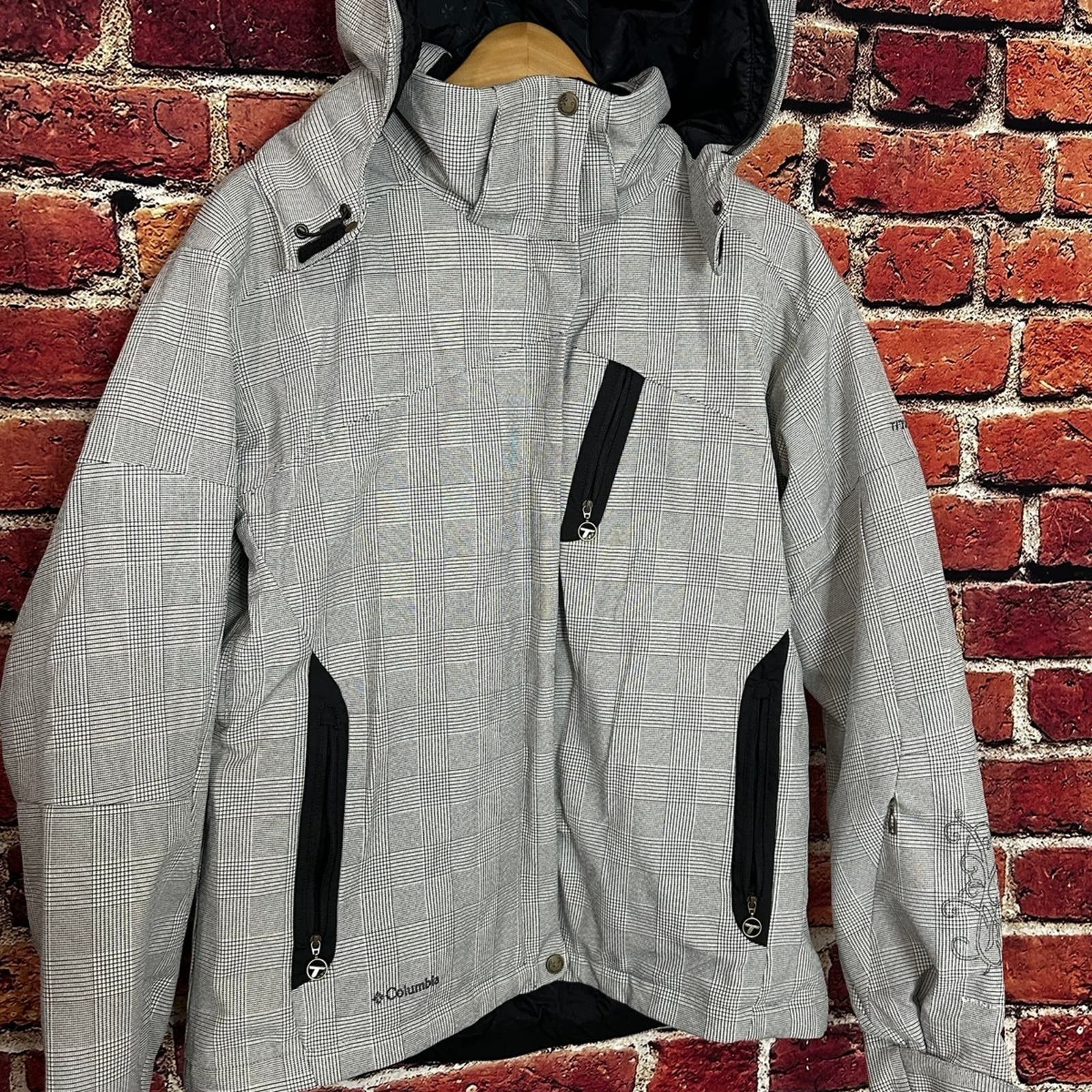 Columbia COLUMBIA TITANIUM OMNI TECH WATERPROOF SHELL JACKET Size L / US 10 / IT 46 - 2 Thumbnail