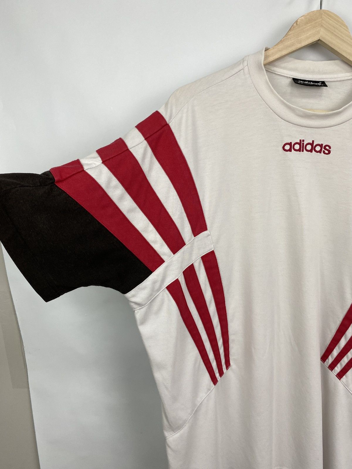 Adidas 🇩🇪 Vintage 80s Adidas Retro T-Shirt Rare Y2K Bundeswehr Size US L / EU 52-54 / 3 - 4 Thumbnail