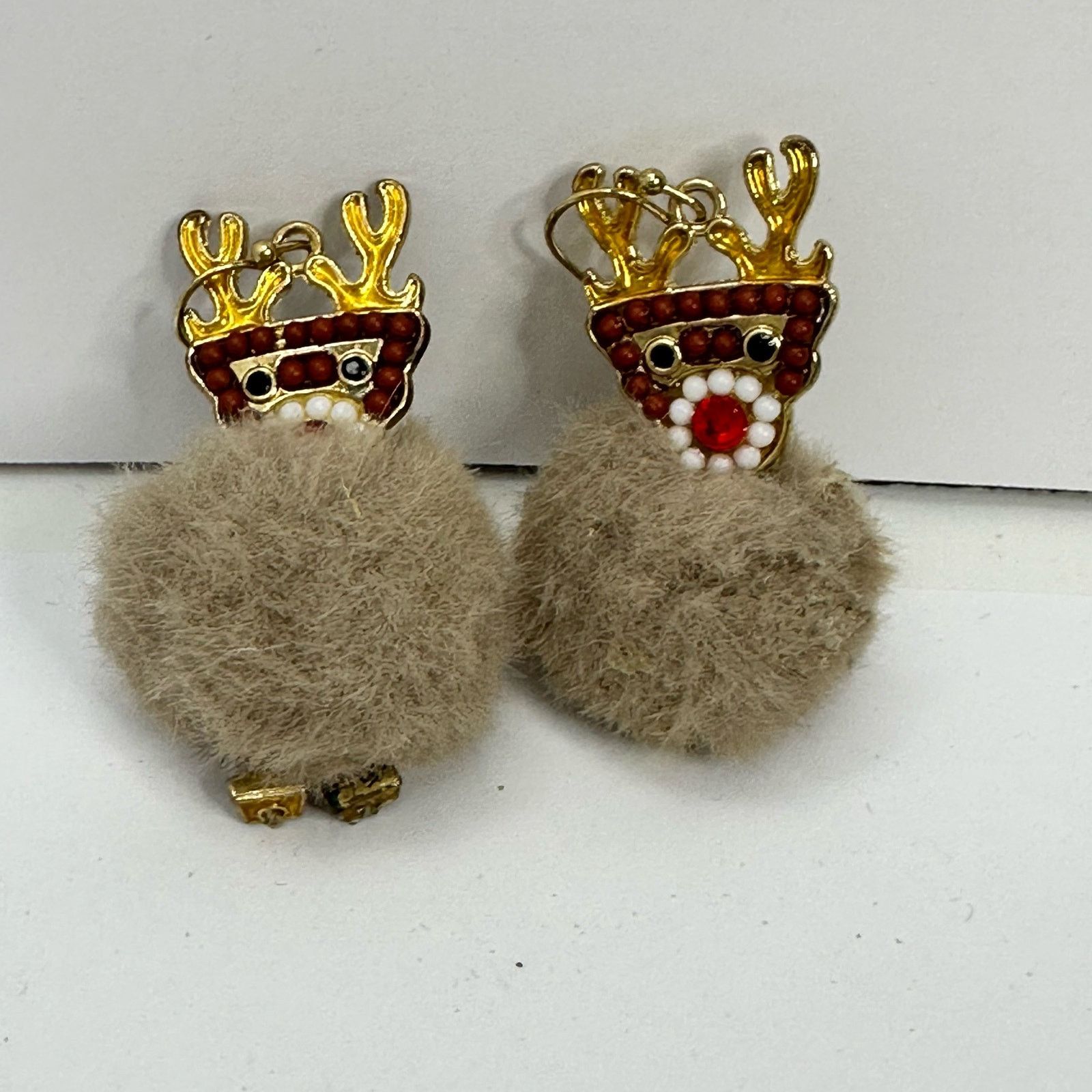 Unknown London Holiday Earrings Reindeer Pom Pom Dangle Drop Christmas Size ONE SIZE - 2 Thumbnail